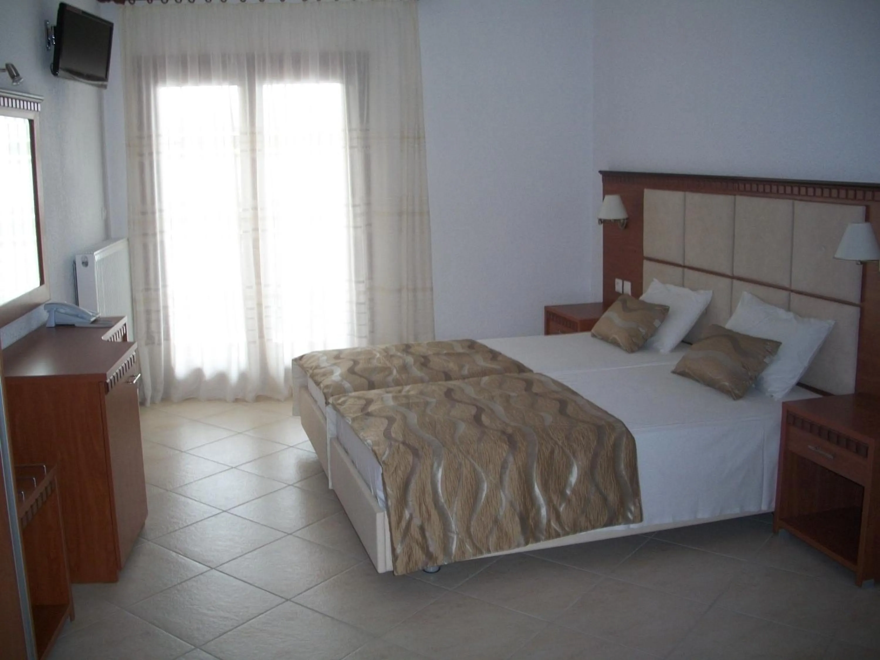 Photo of the whole room, Bed in Hotel Filoxenia