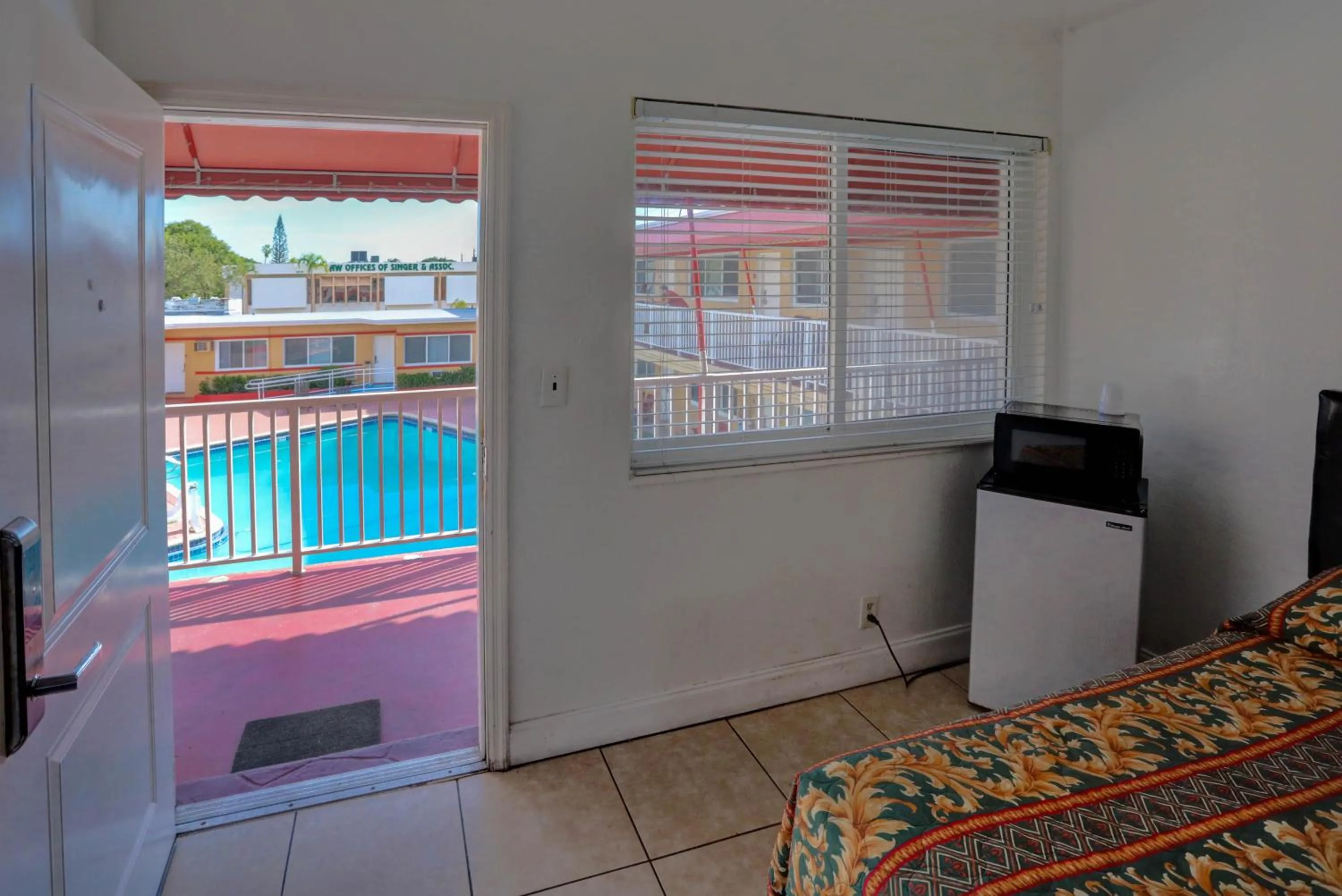 Beach and Town Motel