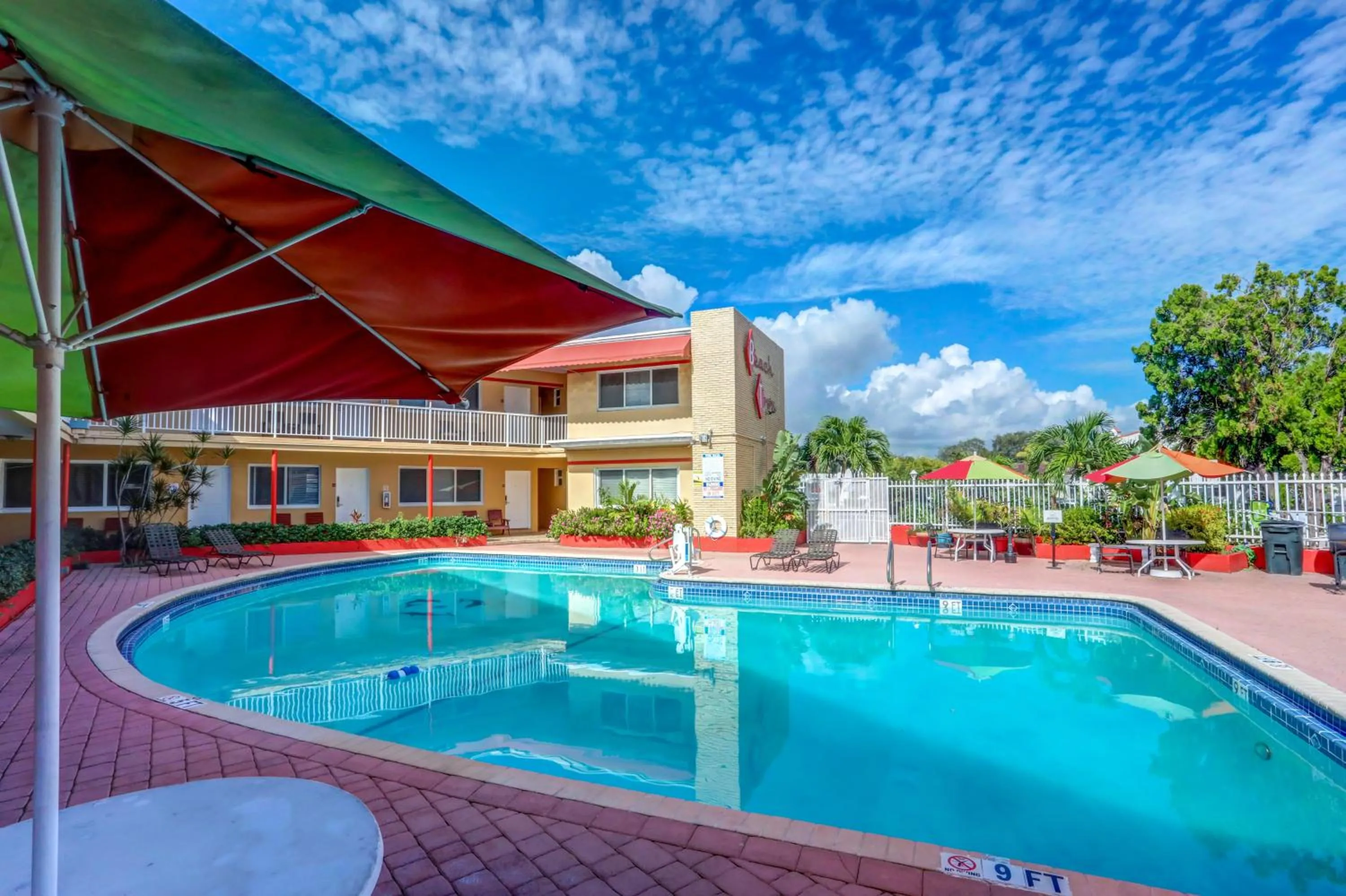 Beach and Town Motel