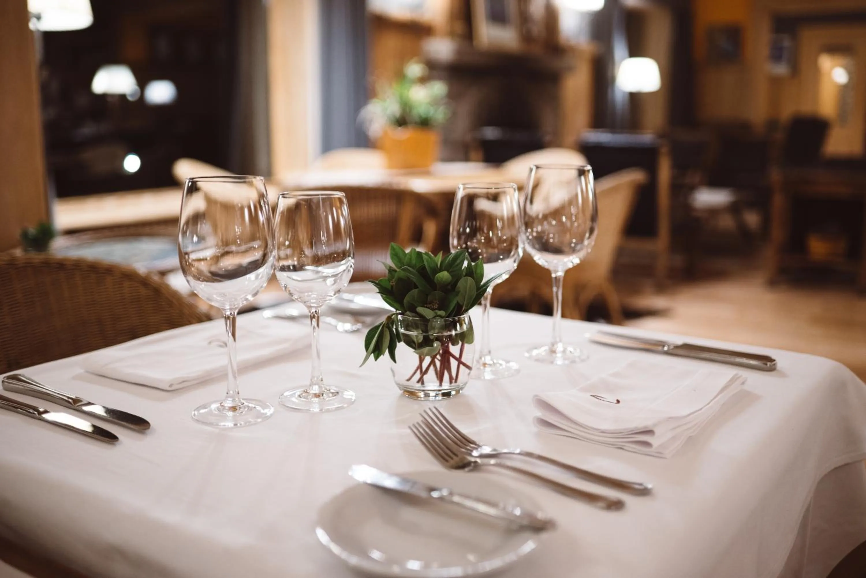 Restaurant/places to eat in Correntoso Lake & River Hotel