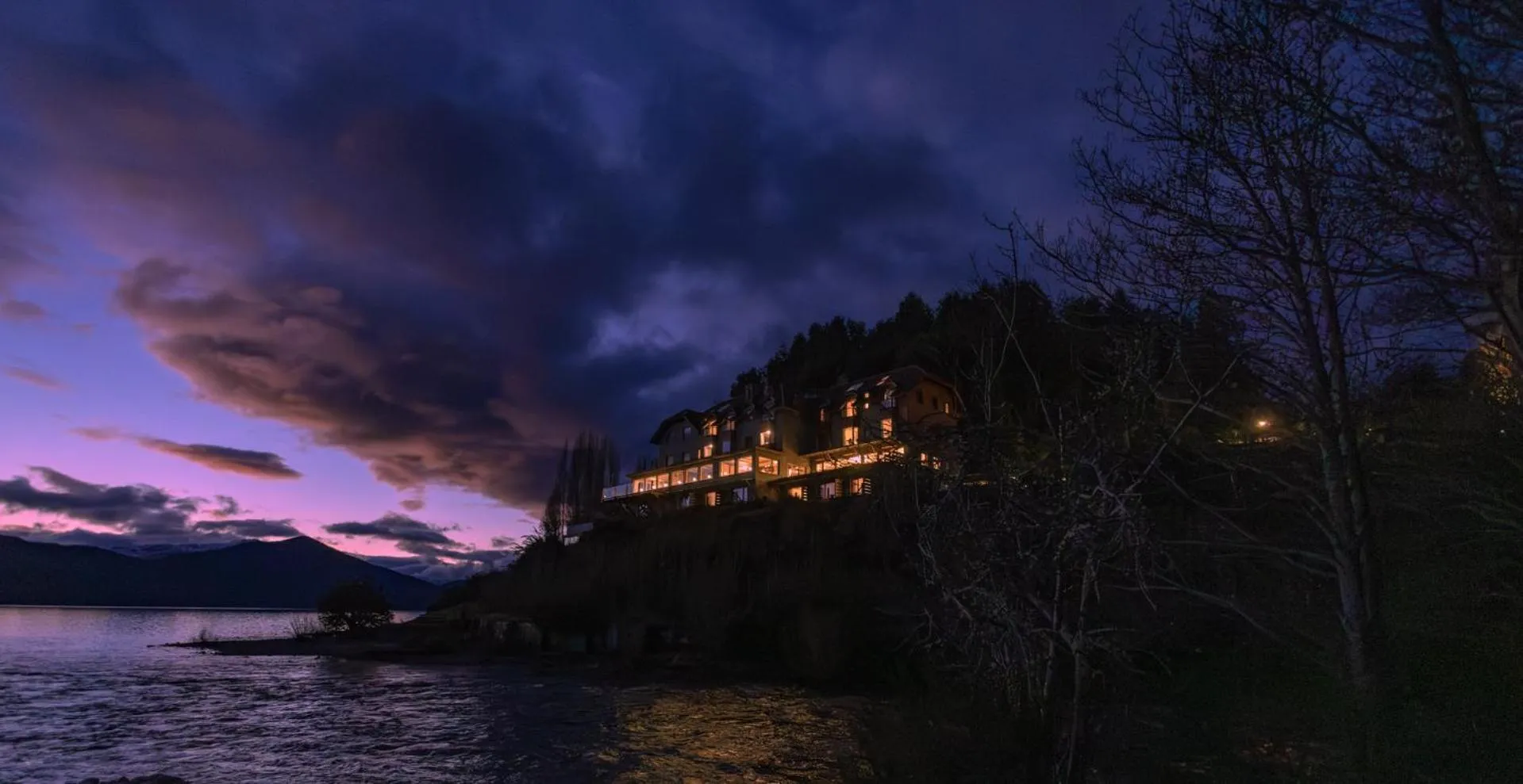 Property building in Correntoso Lake & River Hotel