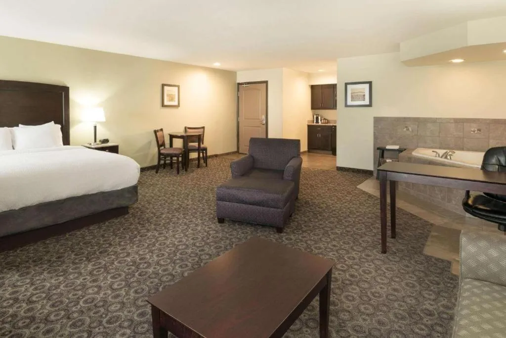 Bed in La Quinta by Wyndham Las Vegas Airport South