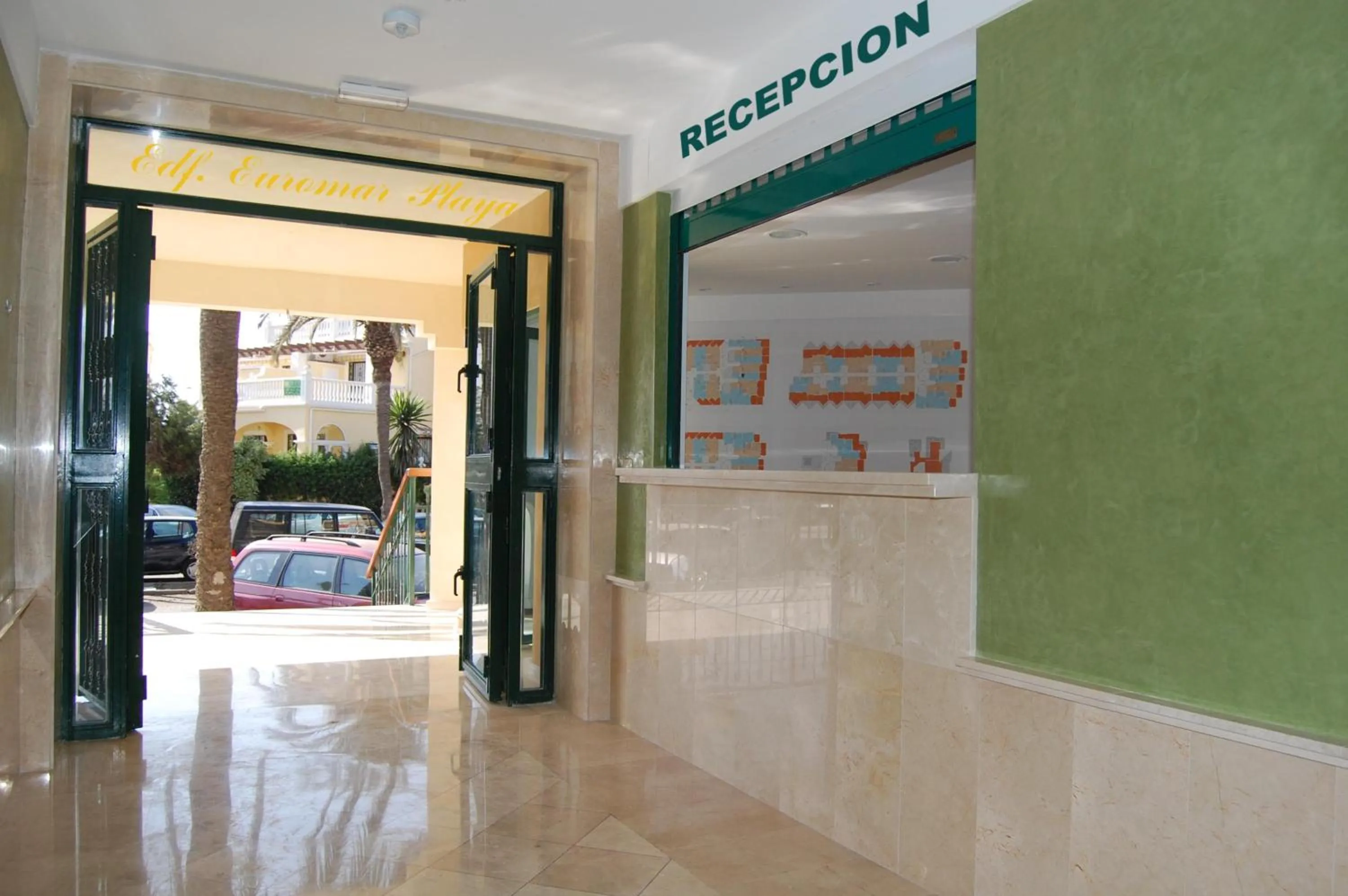 Lobby or reception in Apartamentos Euromar Playa