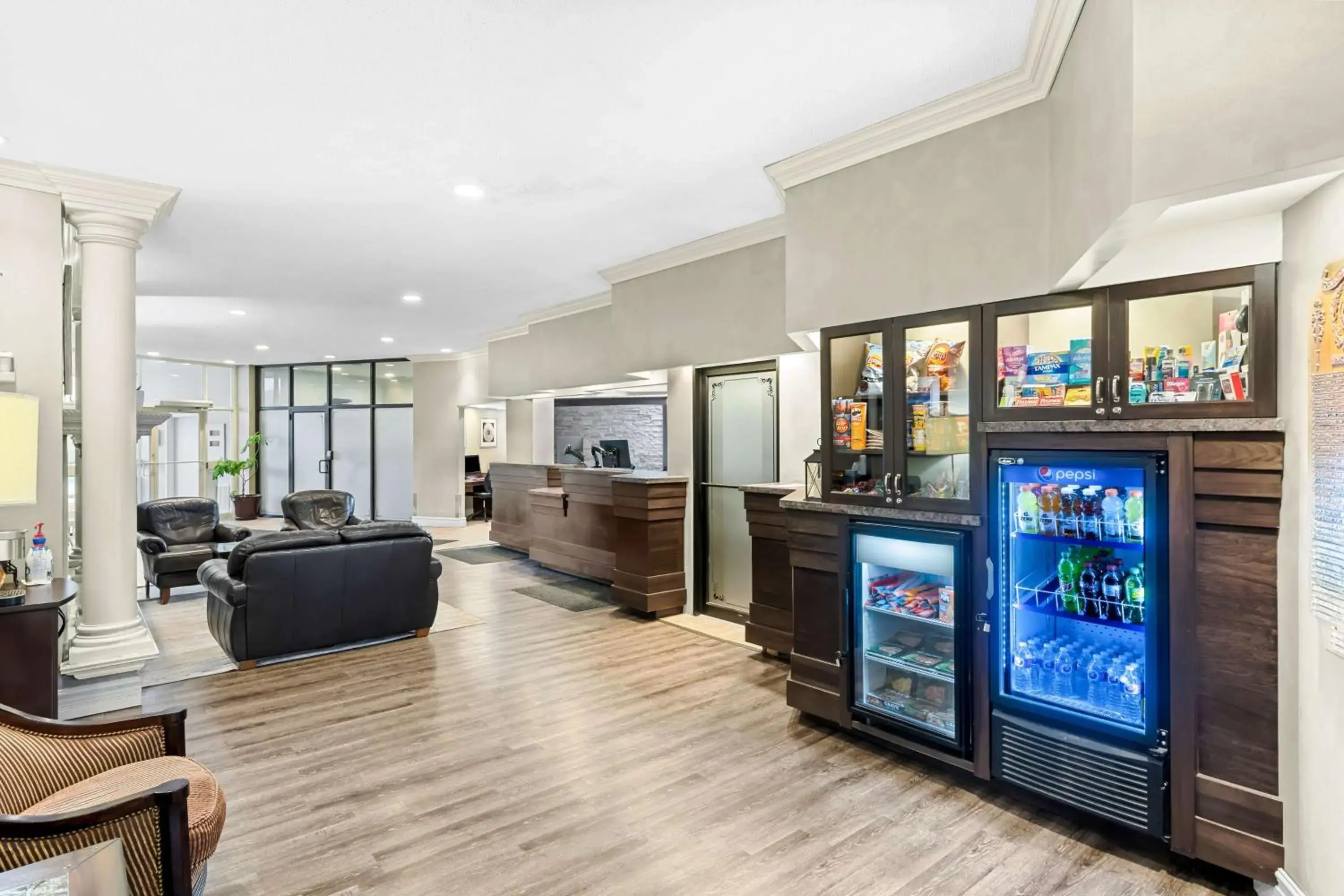 Property building in Best Western Plus Mariposa Inn & Conference Centre Property building in Best Western Plus Mariposa Inn & Conference Centre