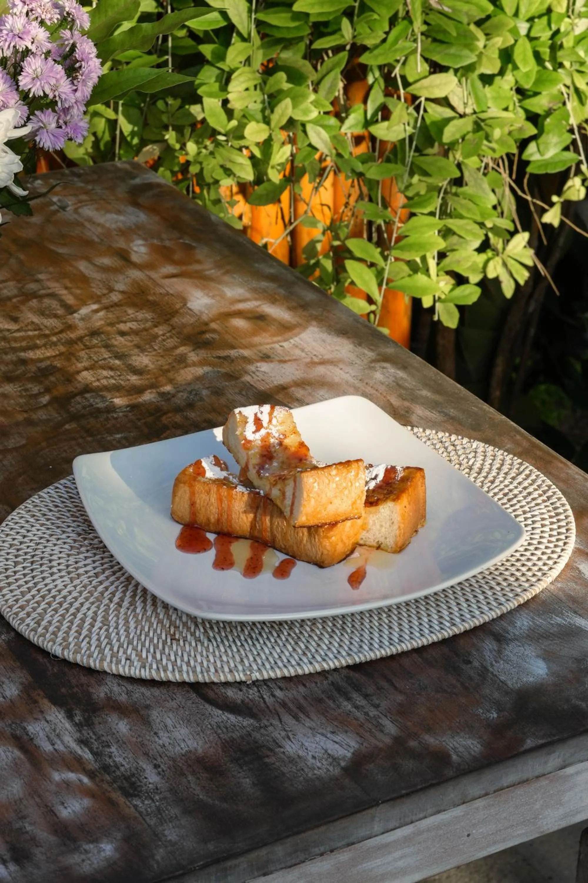 Restaurant/places to eat in Hotel Arsa Santhi Nusa Penida