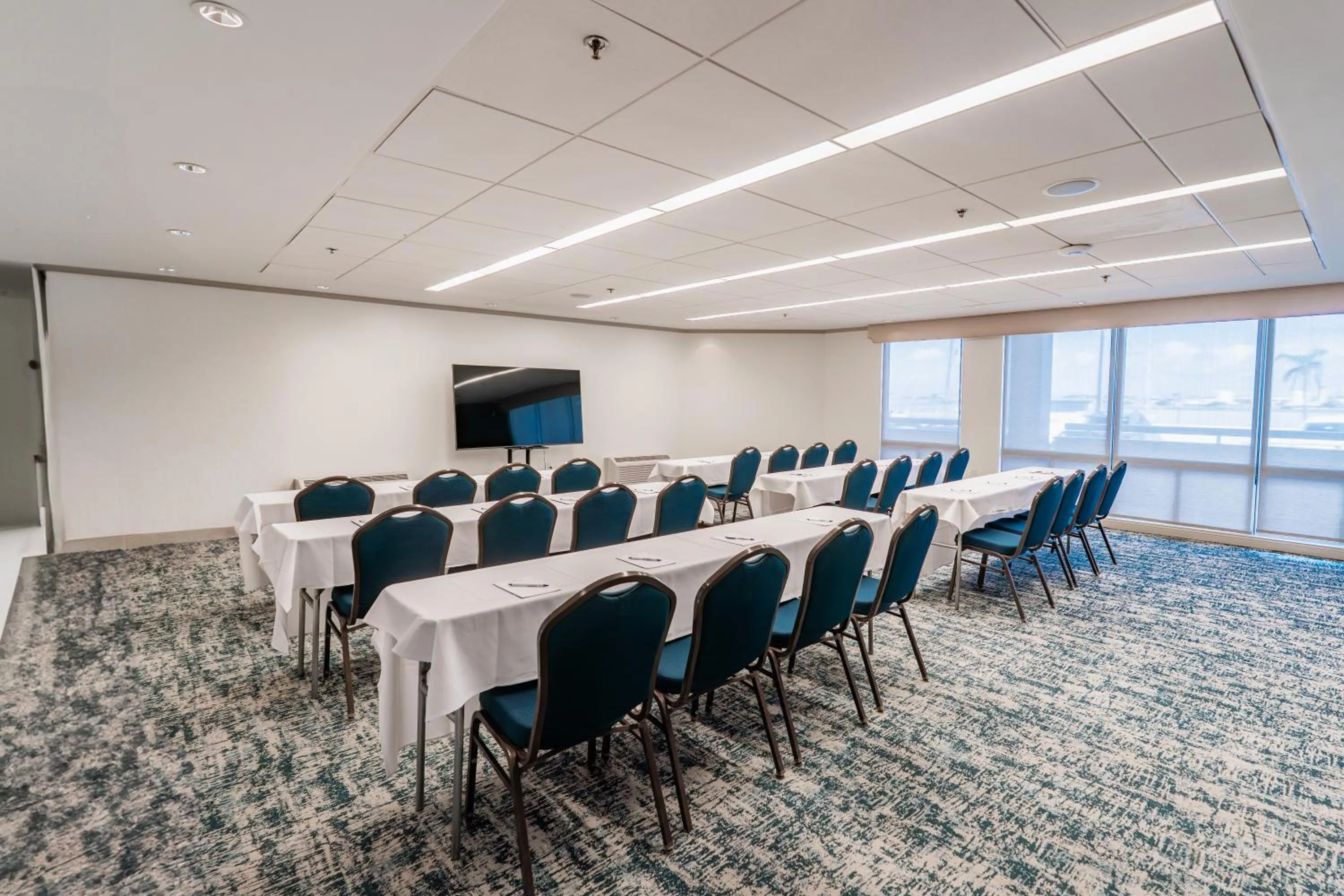 Banquet/Function facilities in Bay Club Hotel and Marina