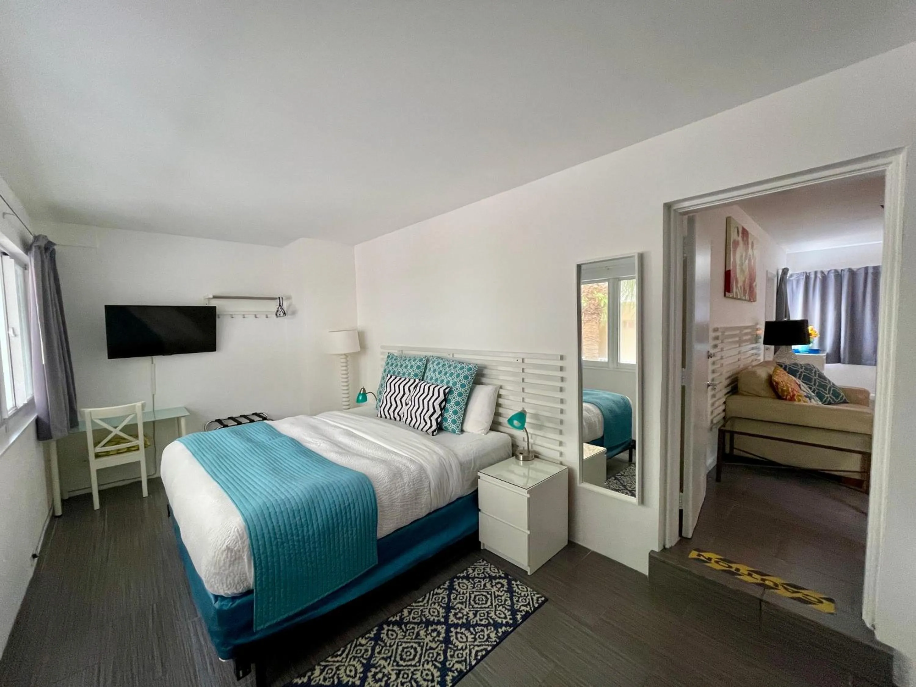 Bed in Nobleton Hotel