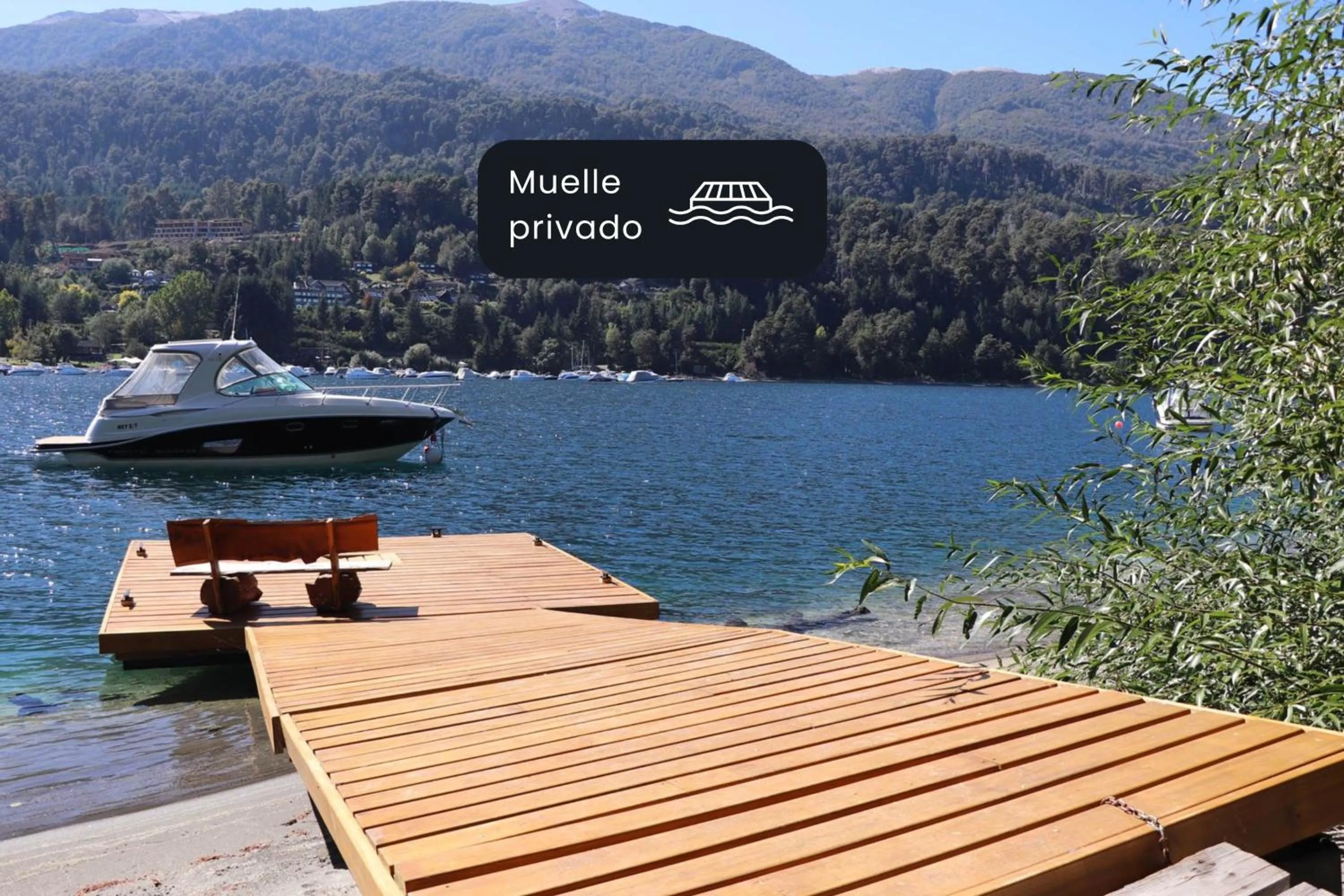 Lake view in El Muelle by DOT Boutique