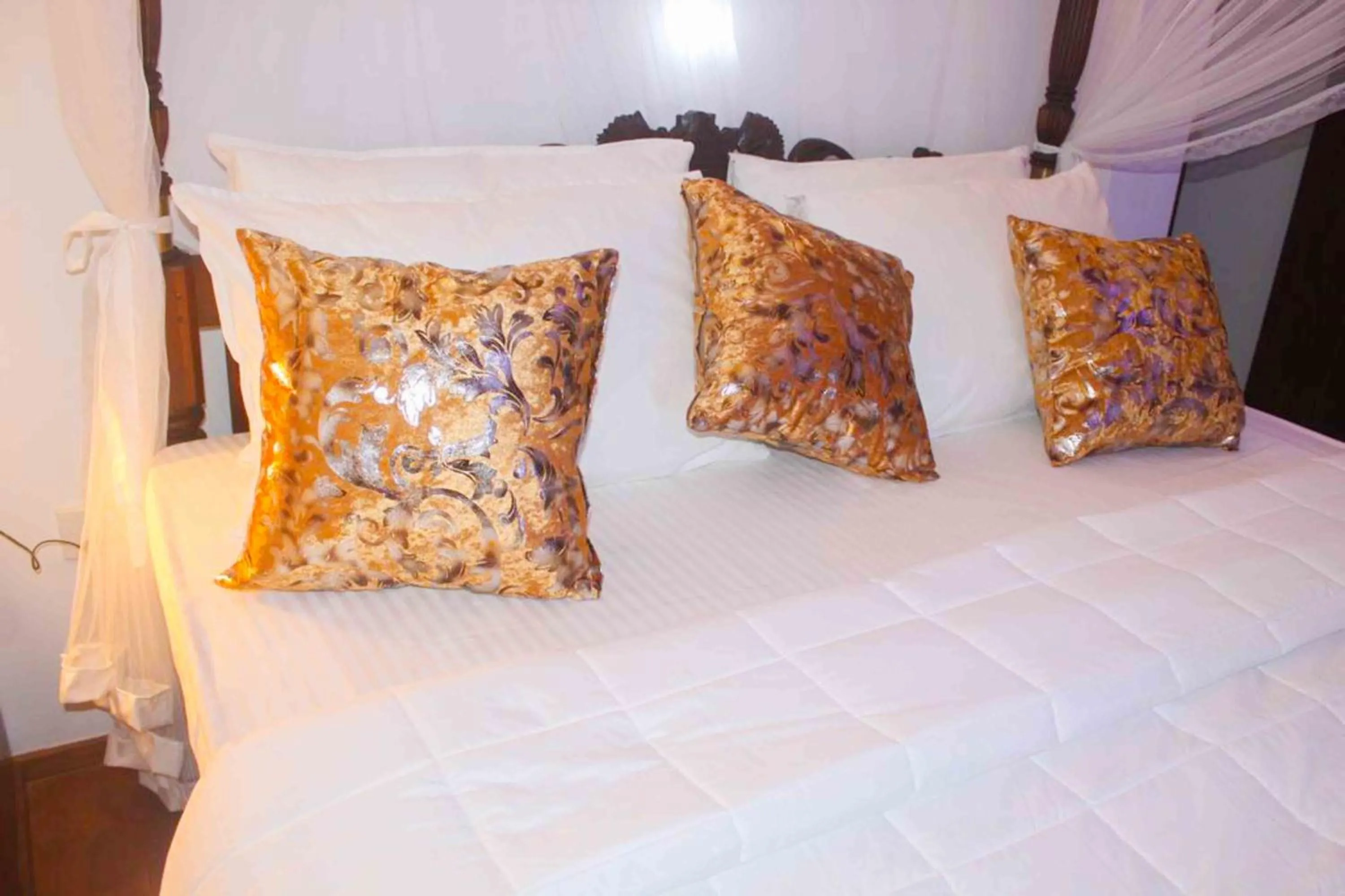 Bed in Dream Villa Galle Fort