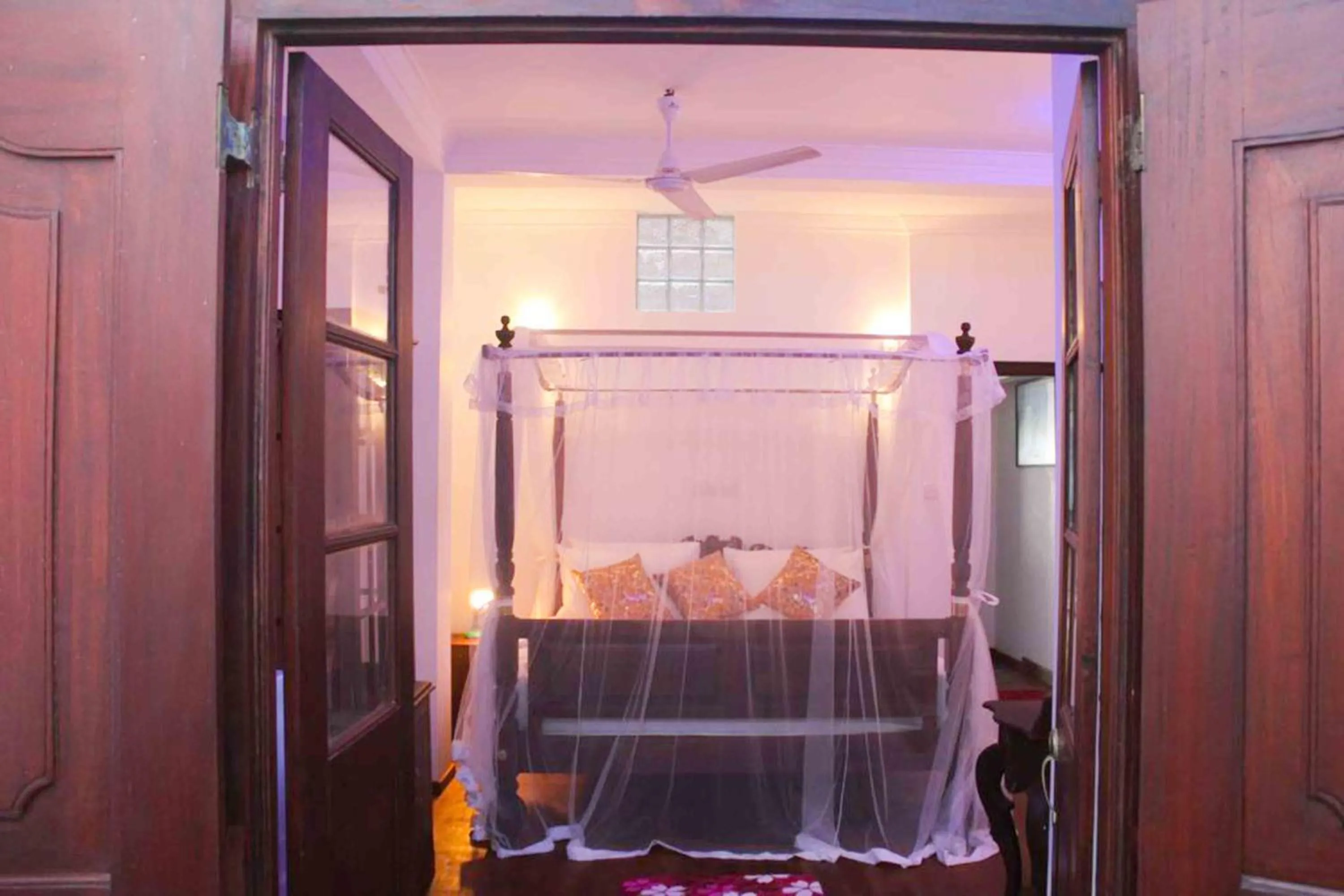 Bed in Dream Villa Galle Fort