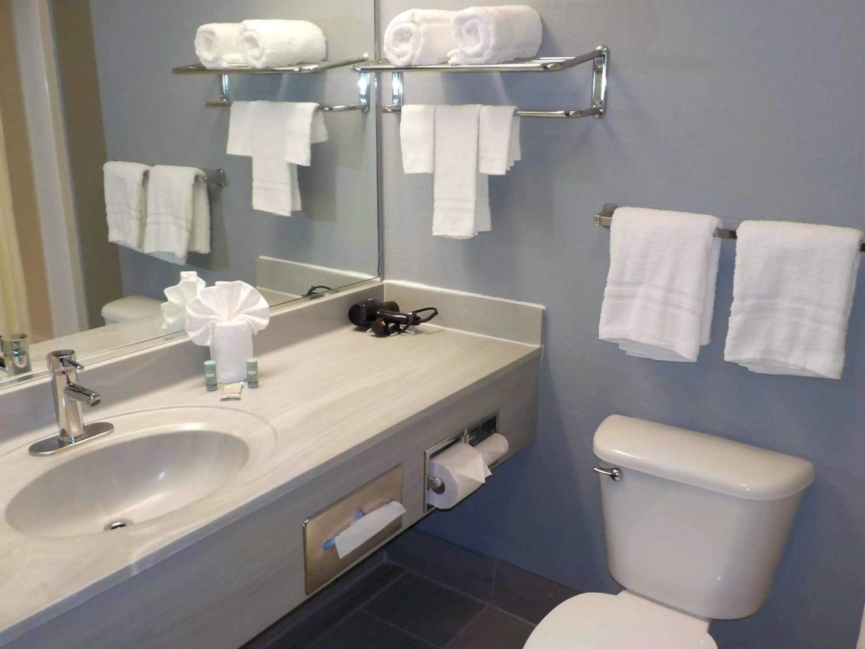 King Suite with Sofa Bed - Non-Smoking in Sonesta Essential Augusta King Suite with Sofa Bed - Non-Smoking in Sonesta Essential Augusta