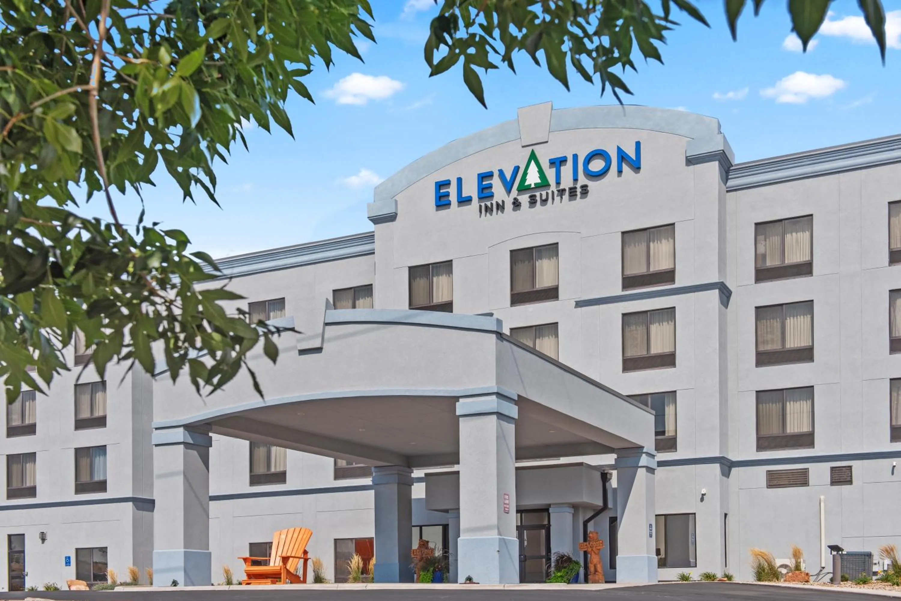 Elevation Inn & Suites, Trademark Collection by Wyndham