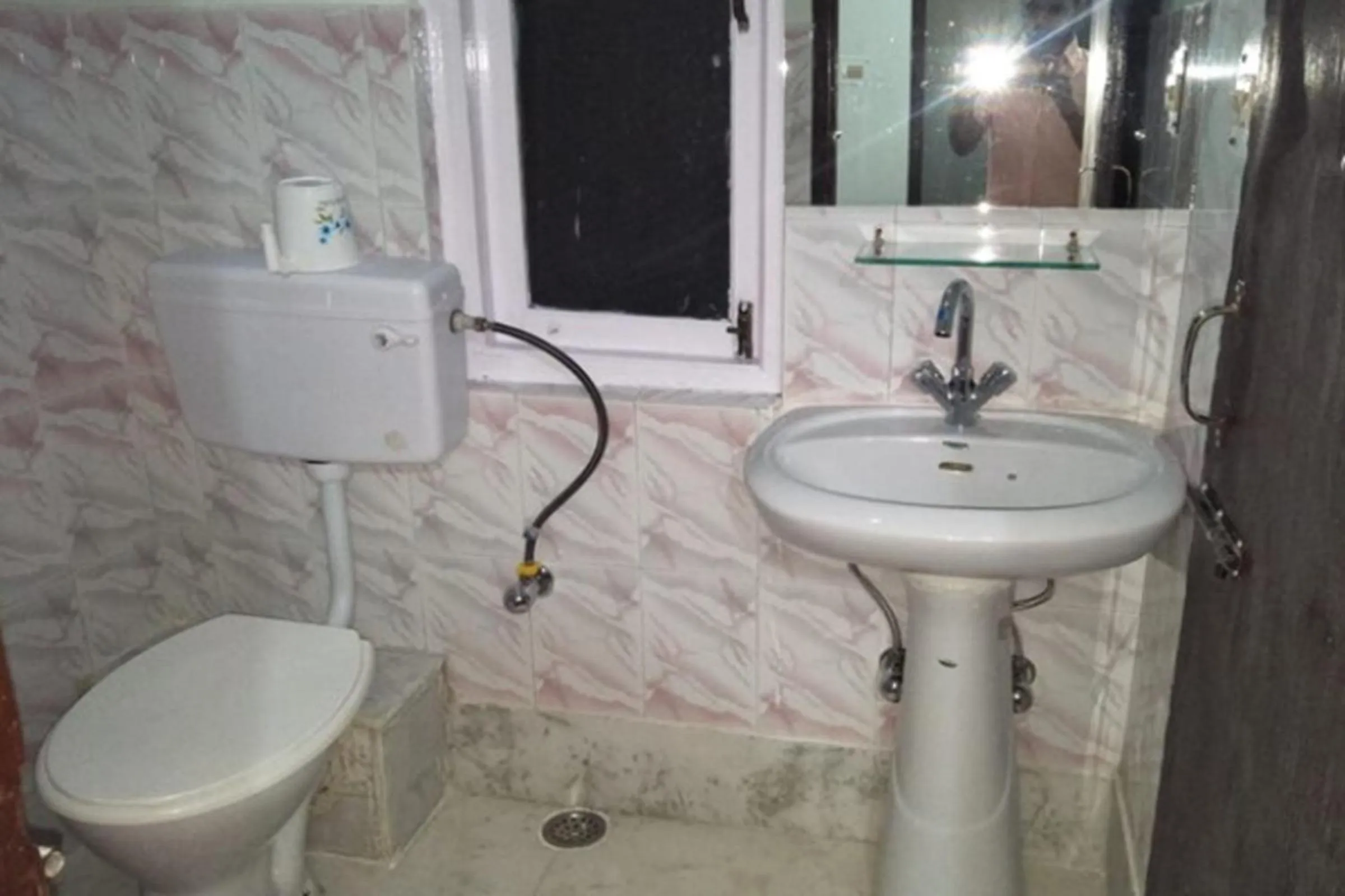 Bathroom in StayApart - Sikkim Regency