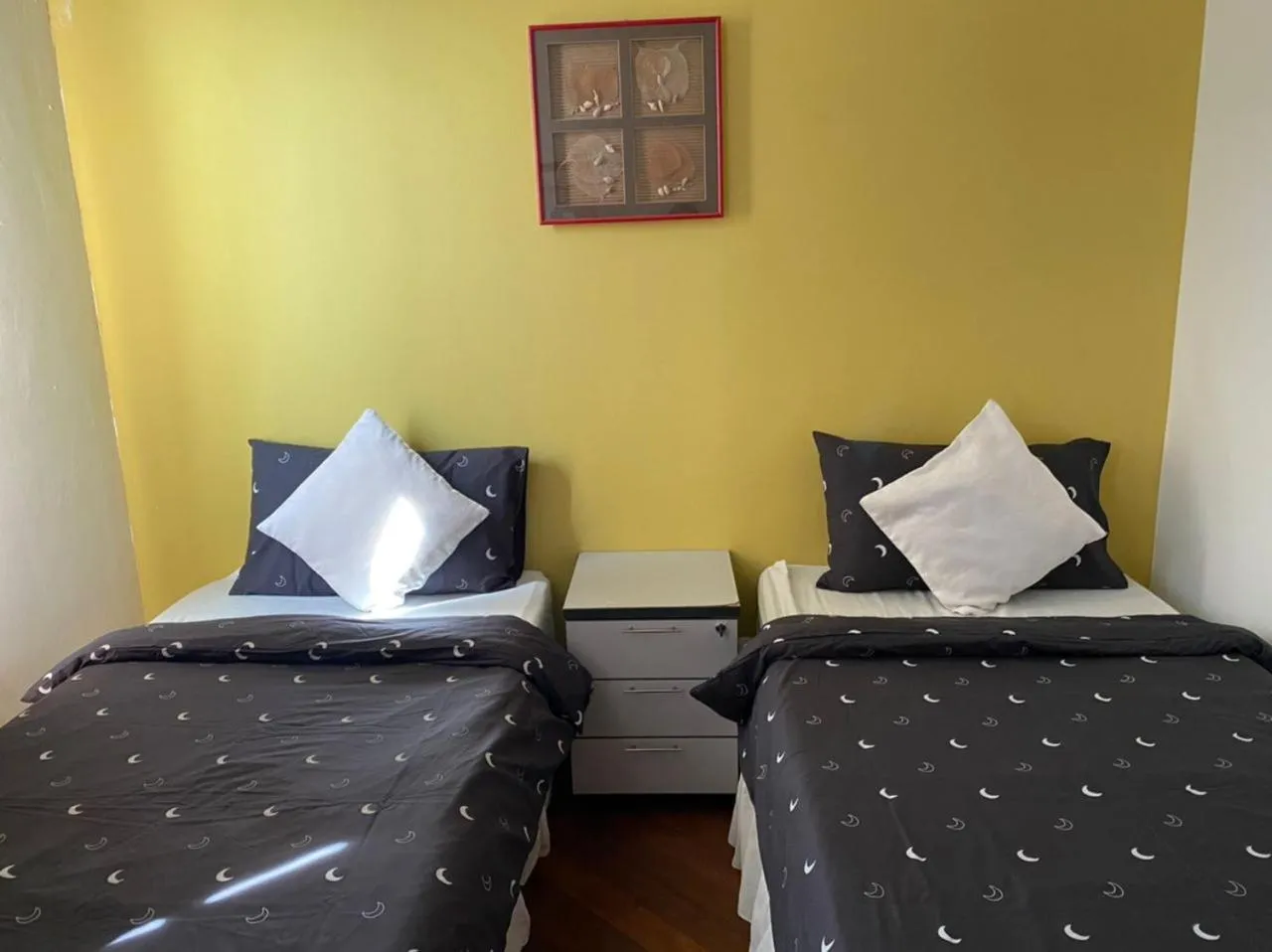 Bedroom, Bed in Wesberly Apartments