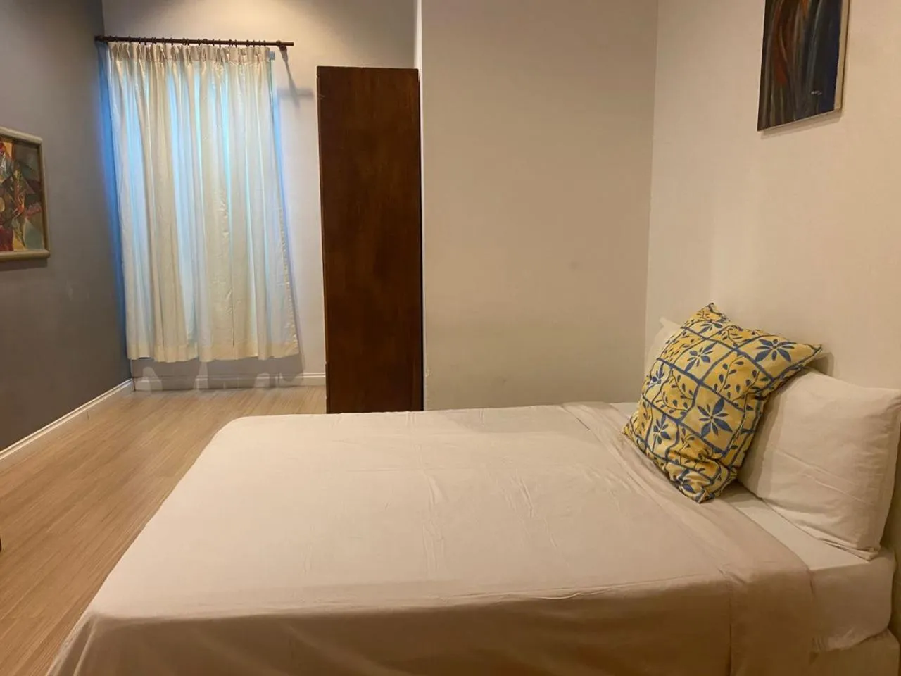 Bedroom, Bed in Wesberly Apartments