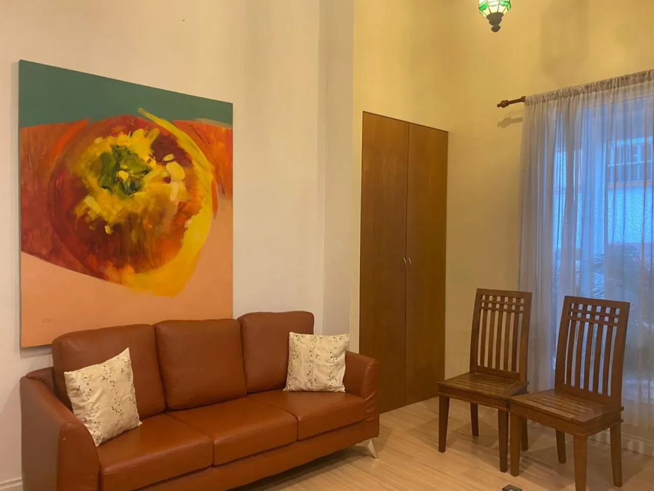 Seating area in Wesberly Apartments