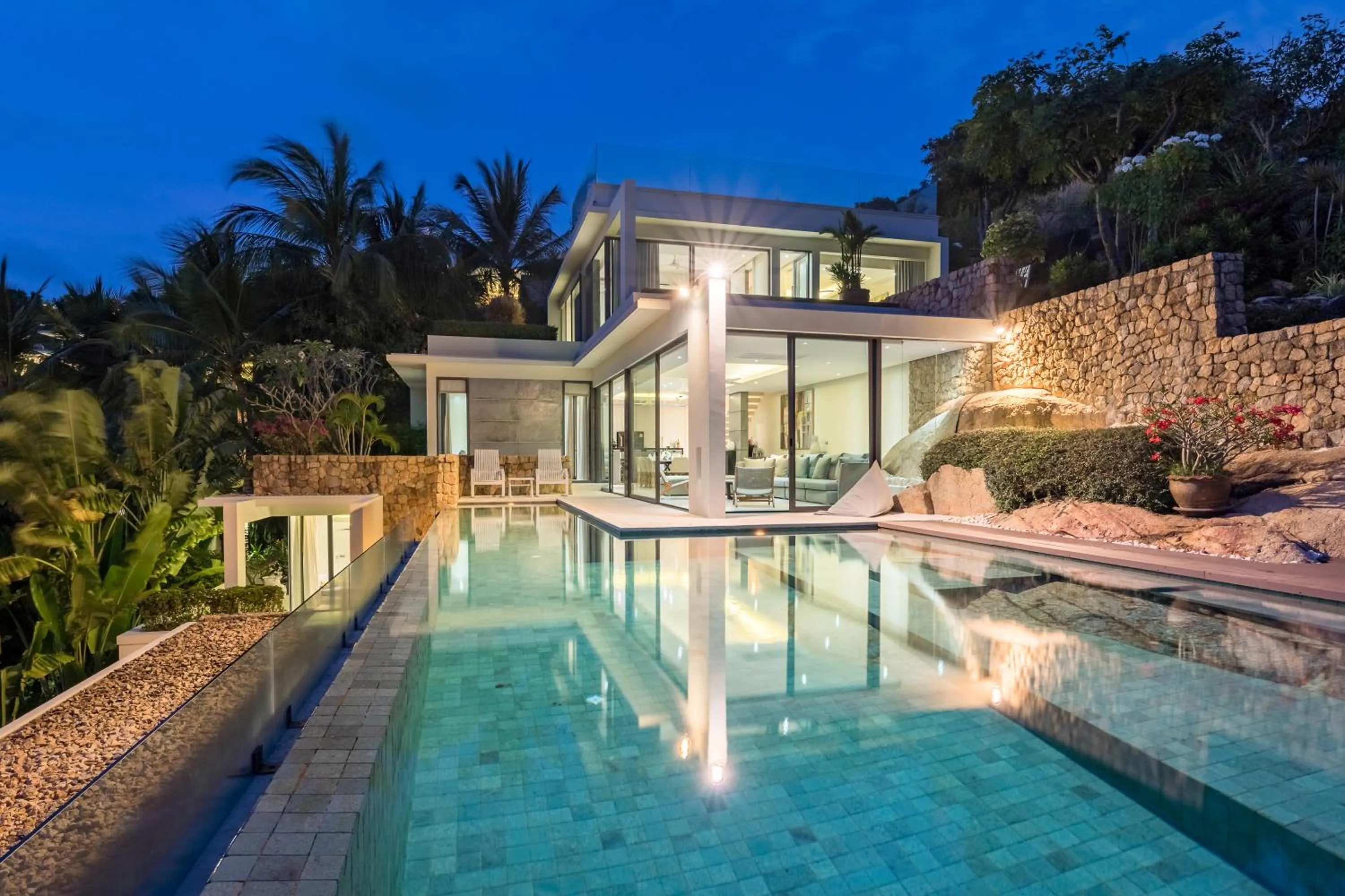 Photo of the whole room in Samujana Villas