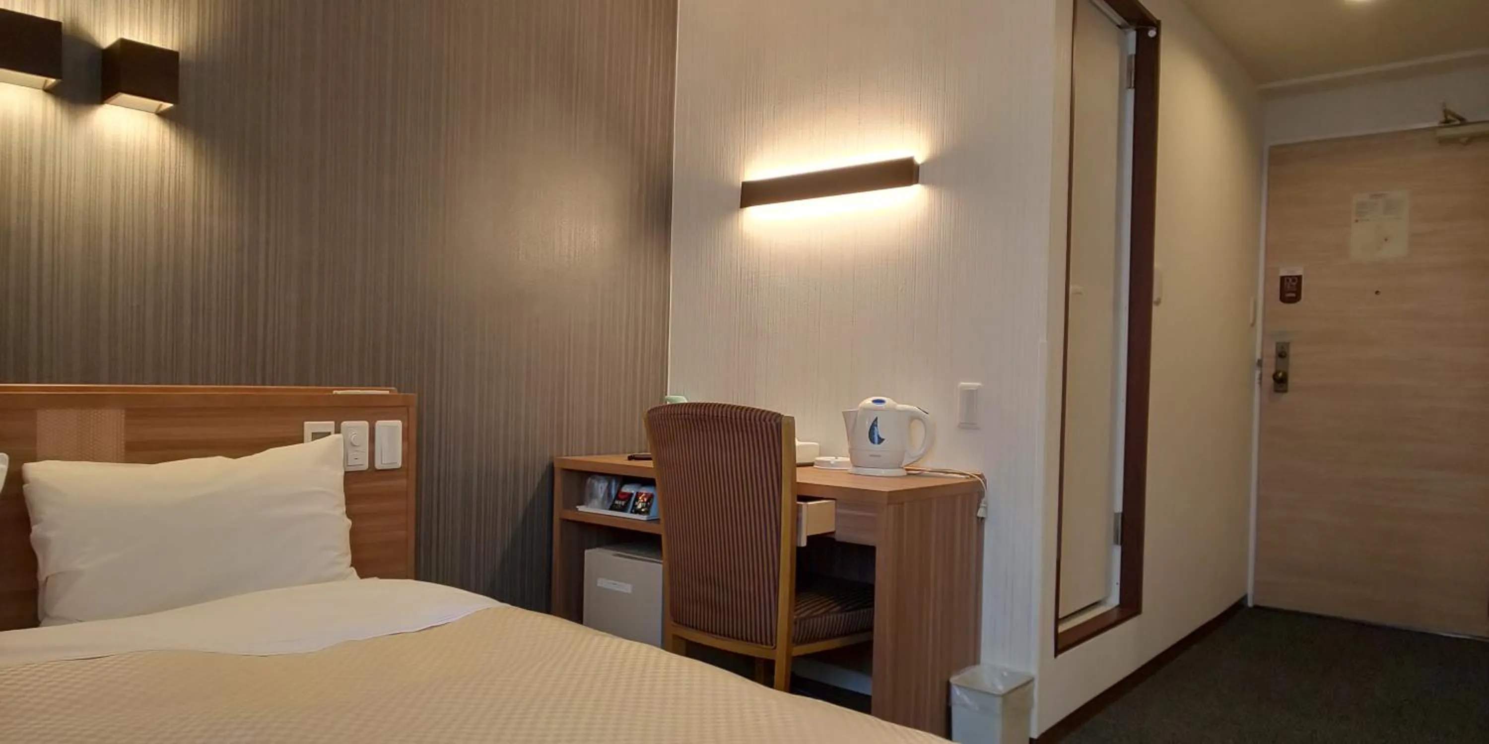 Photo of the whole room, Bed in Ueno First City Hotel