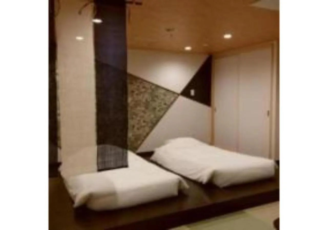 Photo of the whole room, Bed in Ueno First City Hotel