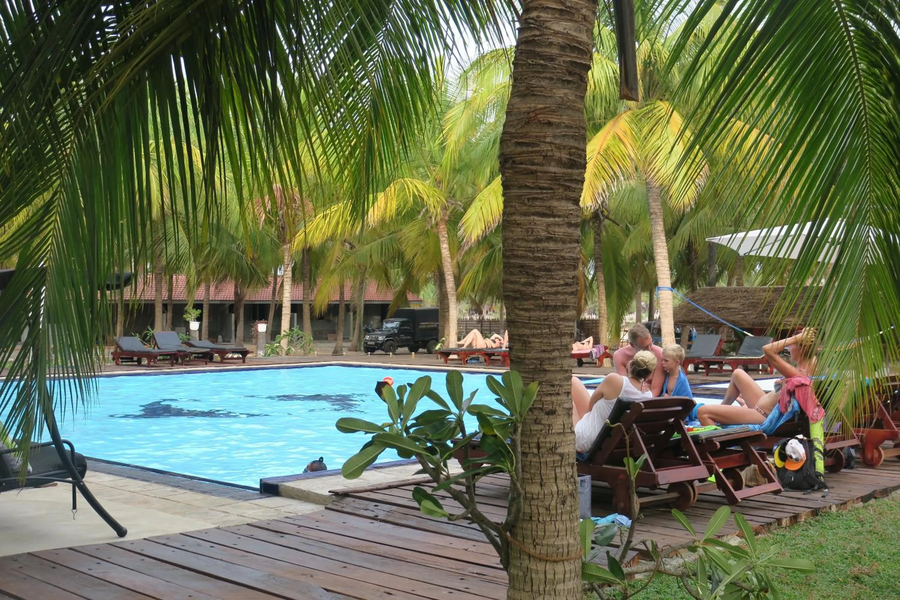 De Silva Palm Resort