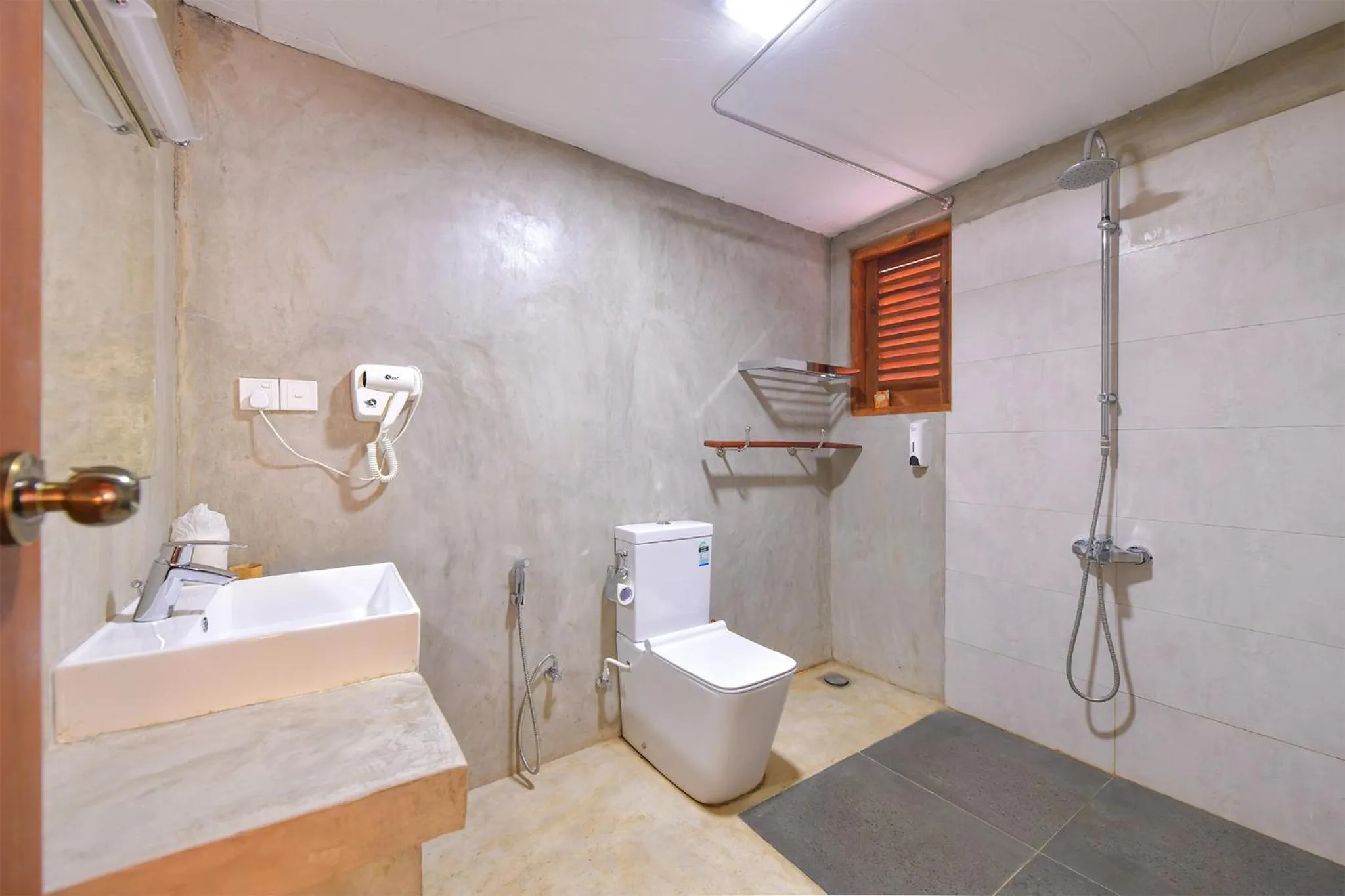 De Silva Palm Resort