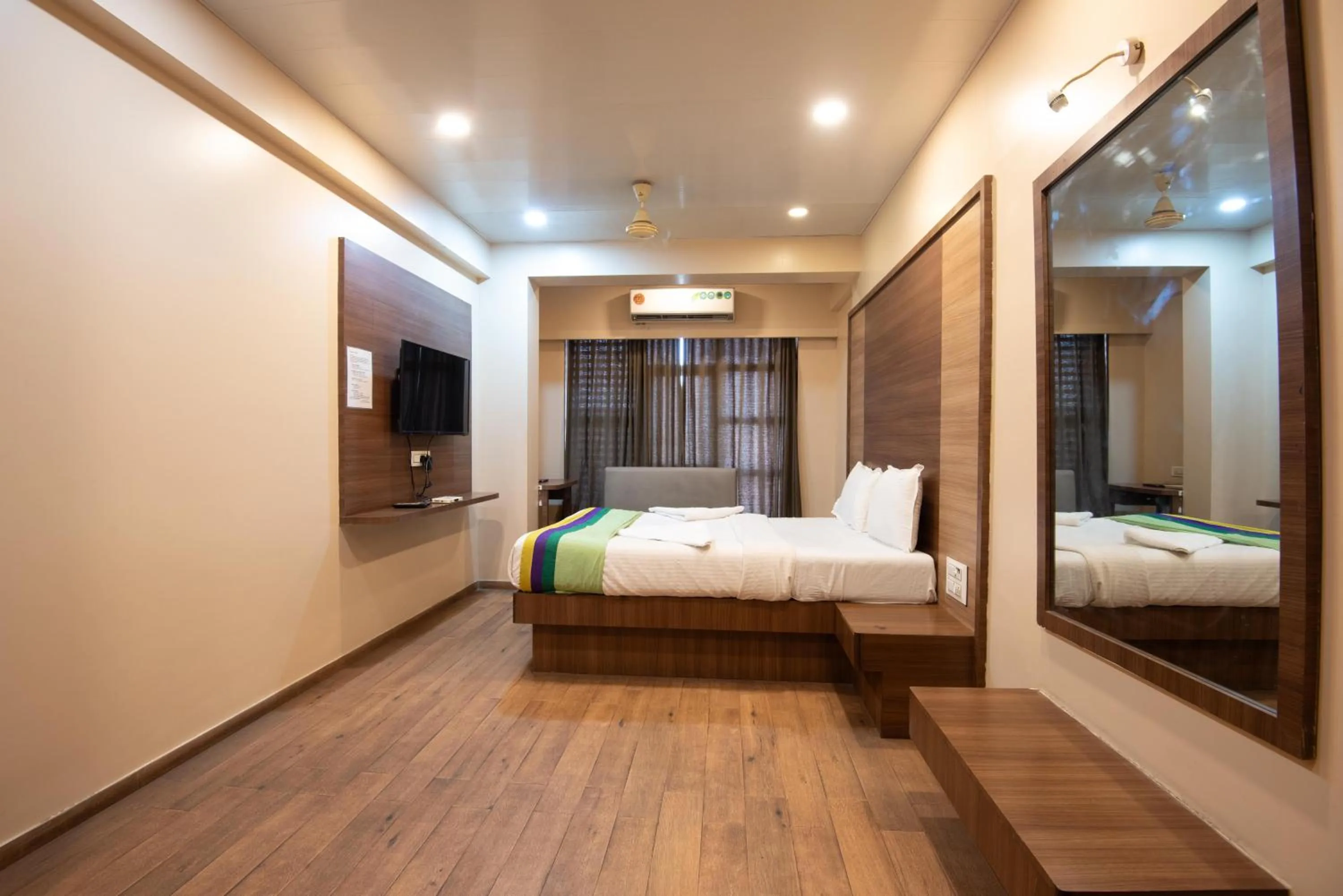 Bed in Hotel Mahadev Residency - Dapode, Bhiwandi