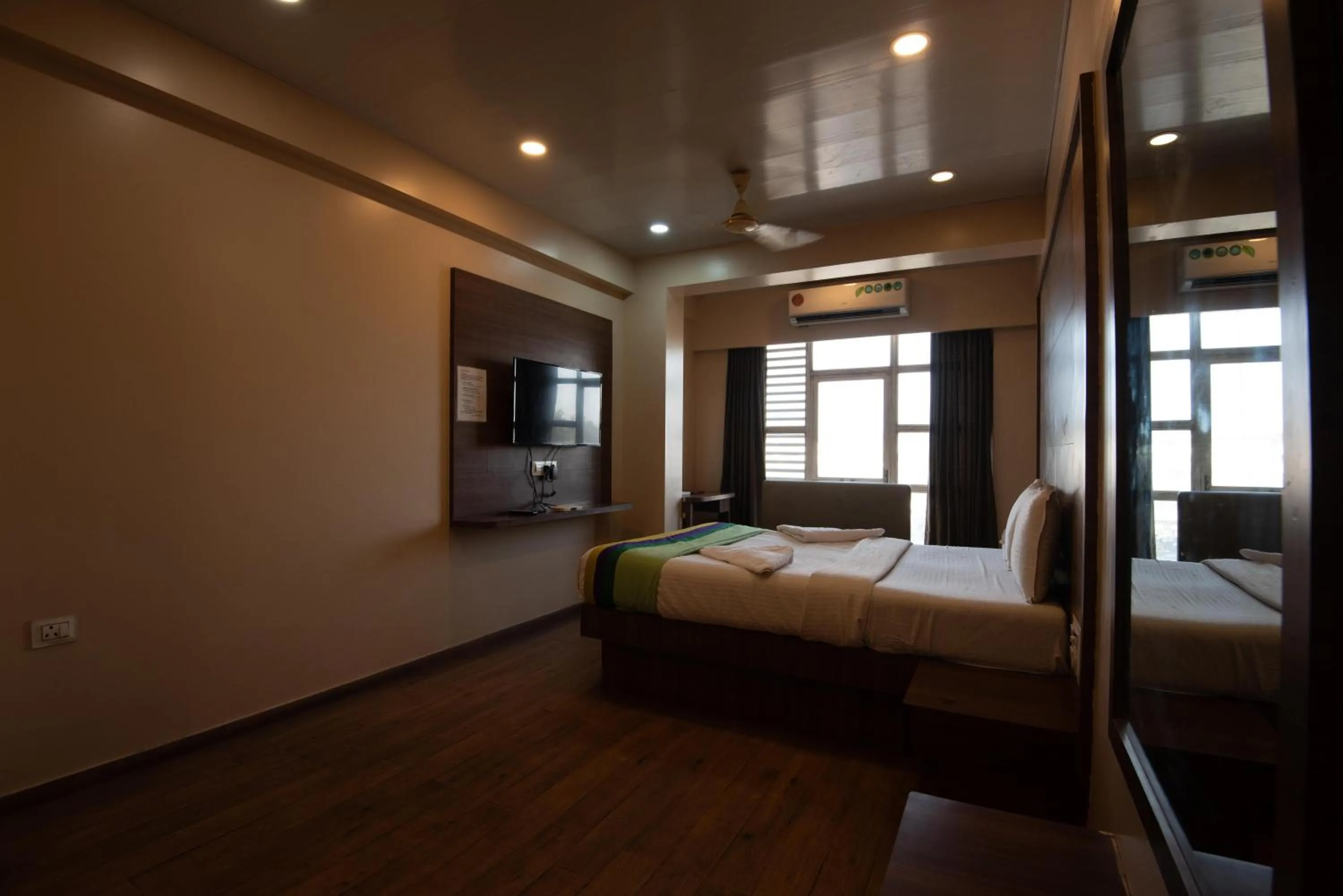 Bed in Hotel Mahadev Residency - Dapode, Bhiwandi