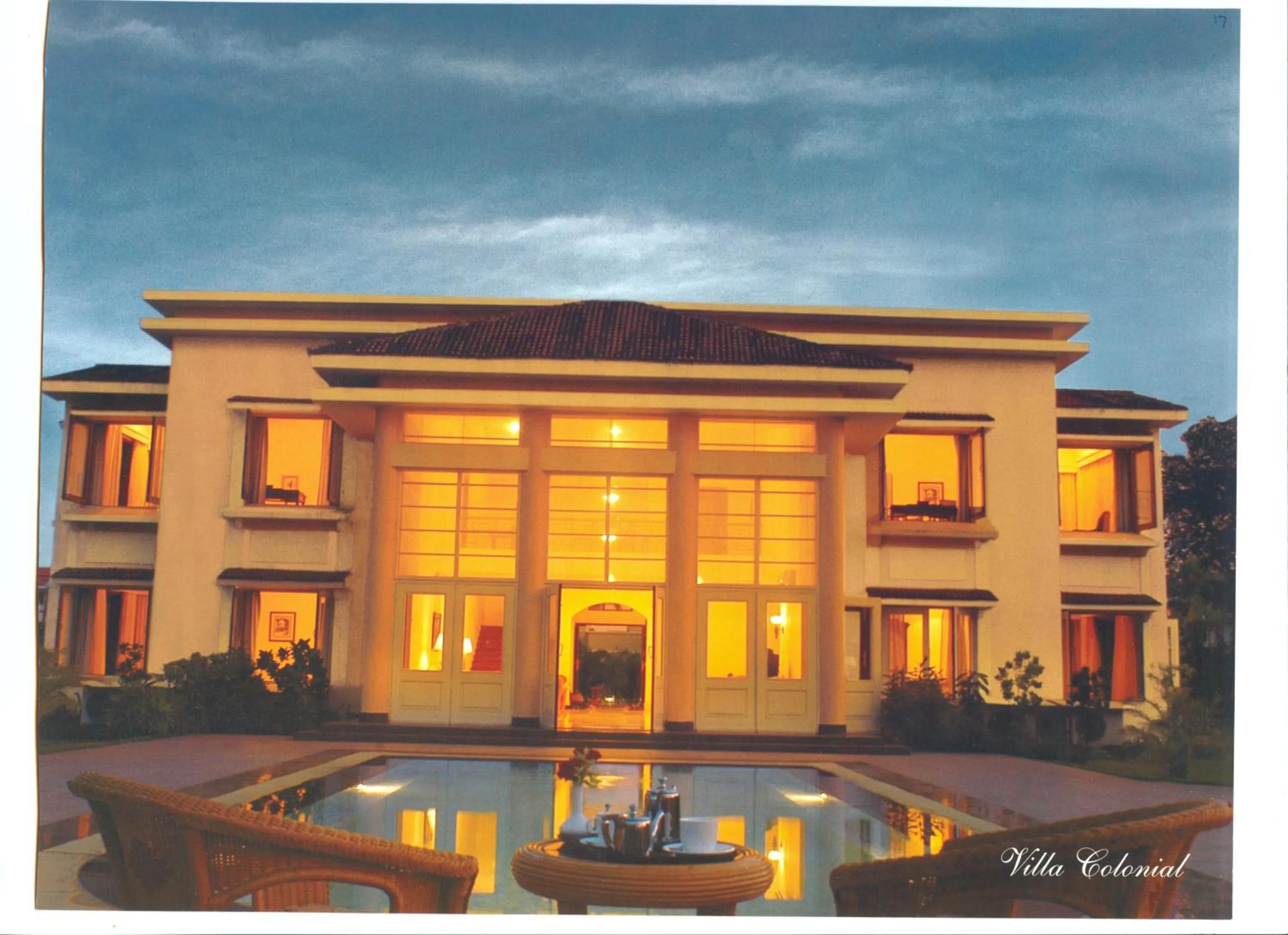 group of guests in The LaLiT Golf & Spa Resort Goa