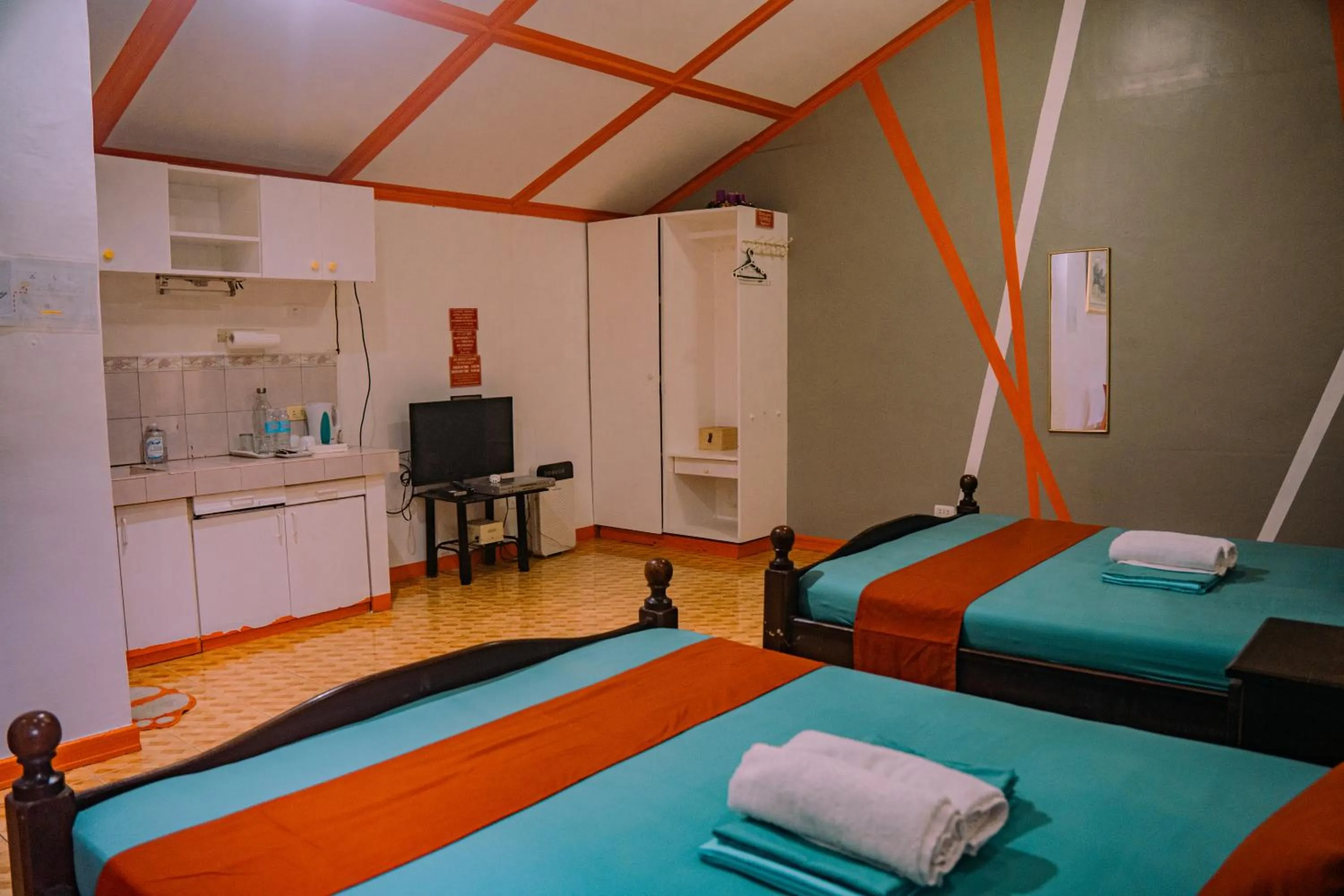 Bed in L & M Hearthstones Lodge