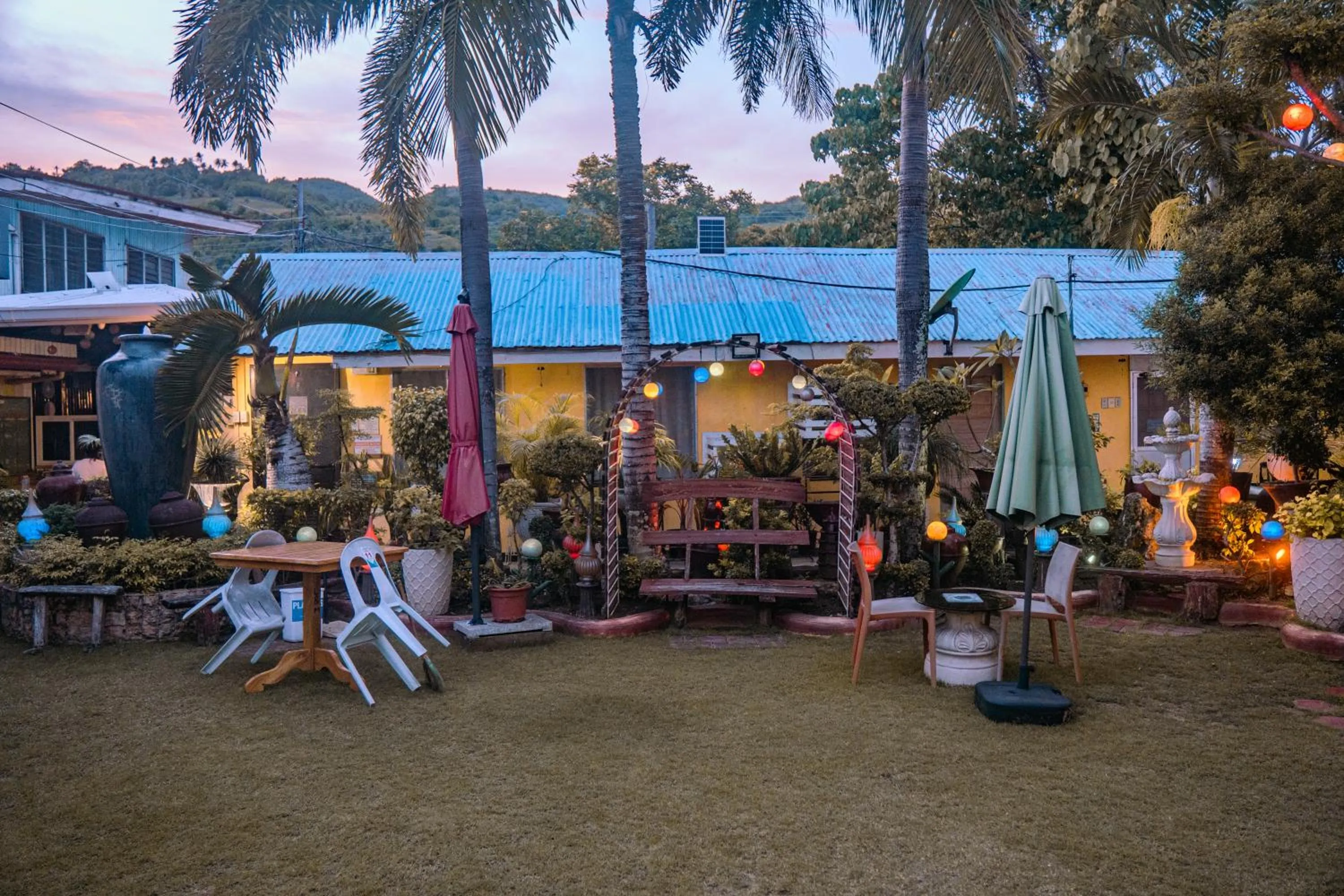 L & M Hearthstones Lodge