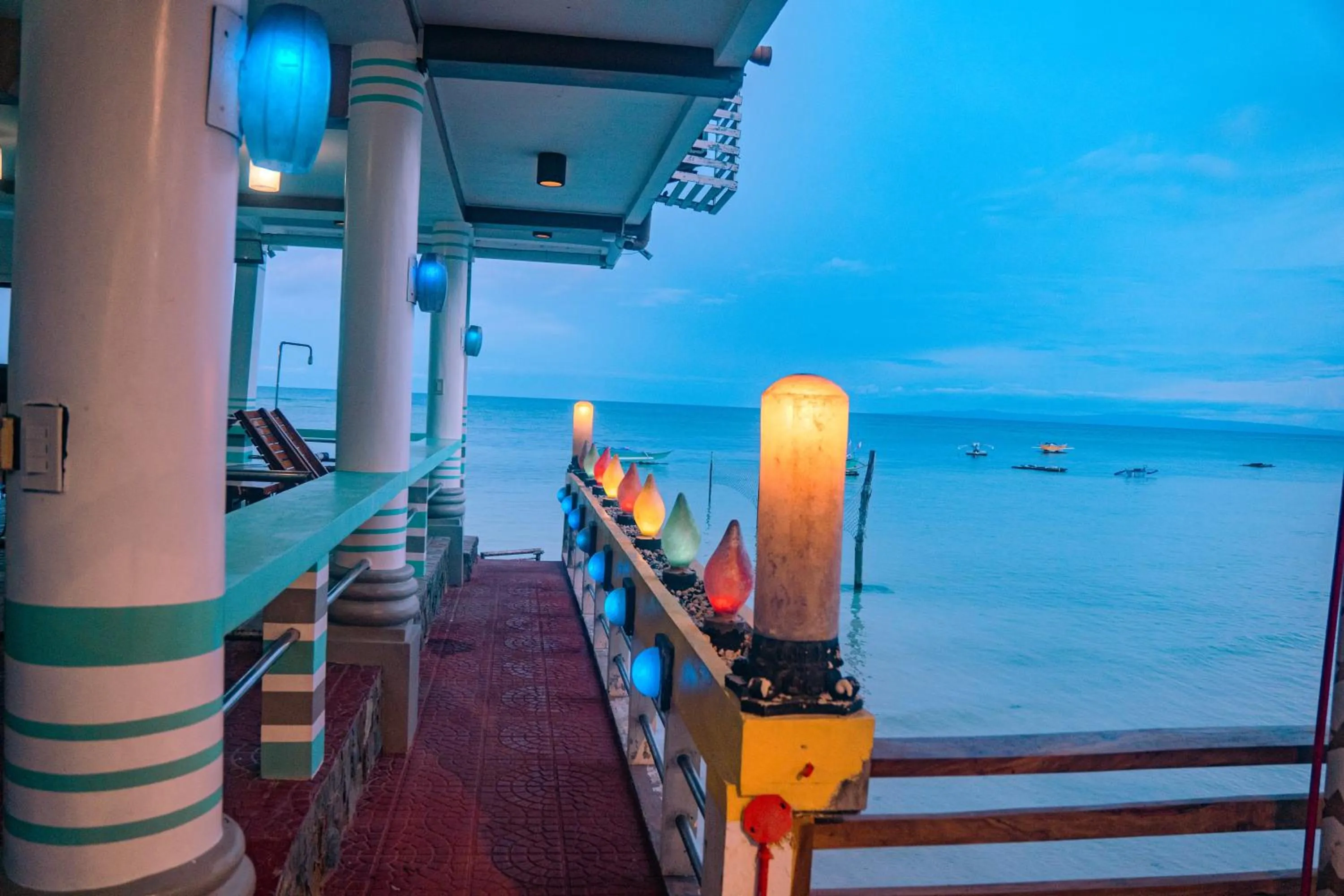 L & M Hearthstones Lodge