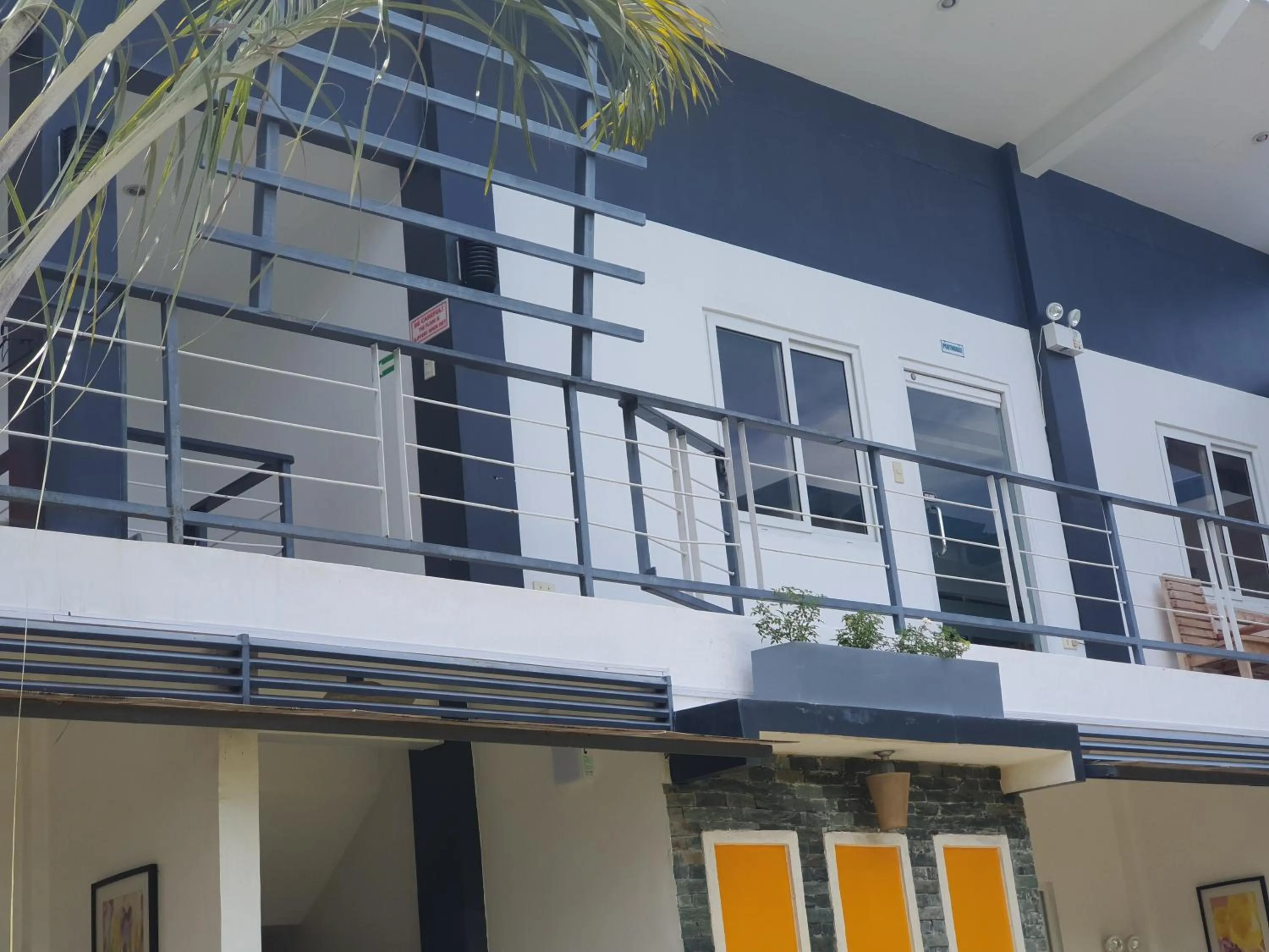 Family Room with Garden View in L & M Hearthstones Lodge