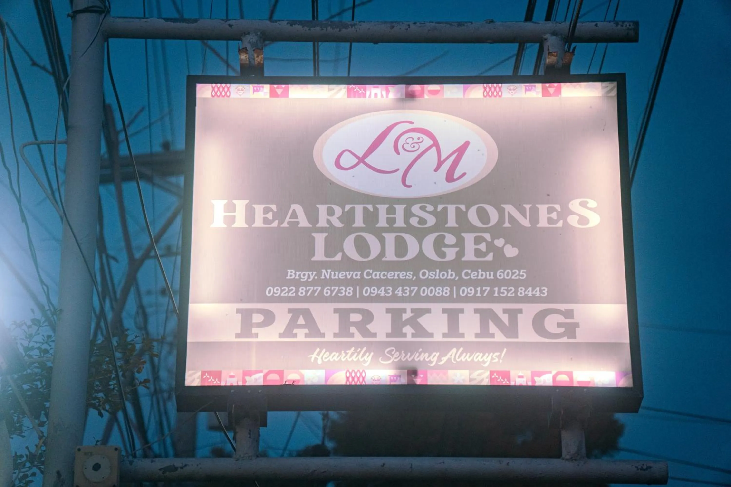L & M Hearthstones Lodge