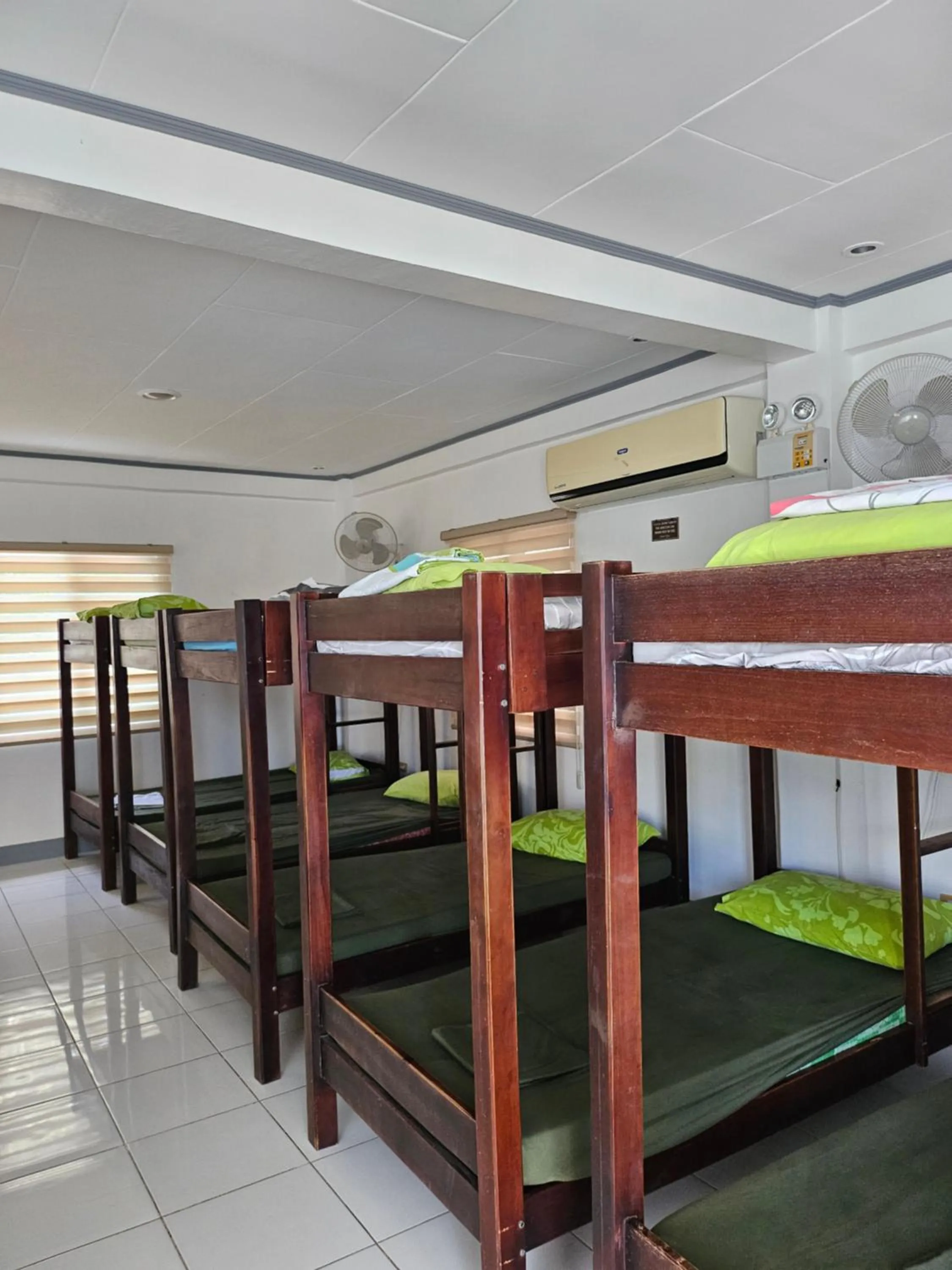 Bed in L & M Hearthstones Lodge