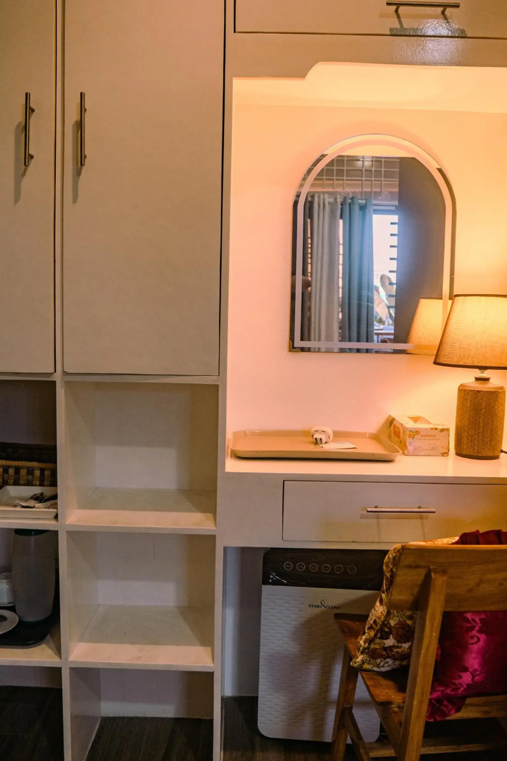 Deluxe Double Room with Balcony in L & M Hearthstones Lodge Deluxe Double Room with Balcony in L & M Hearthstones Lodge