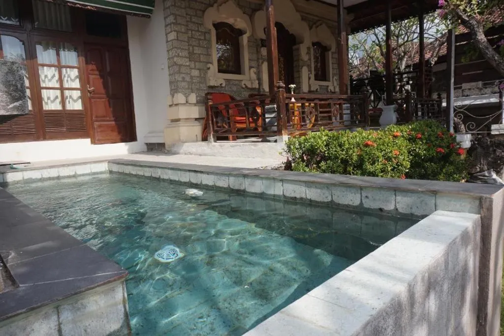 Bali Taman Beach Resort & Spa Lovina