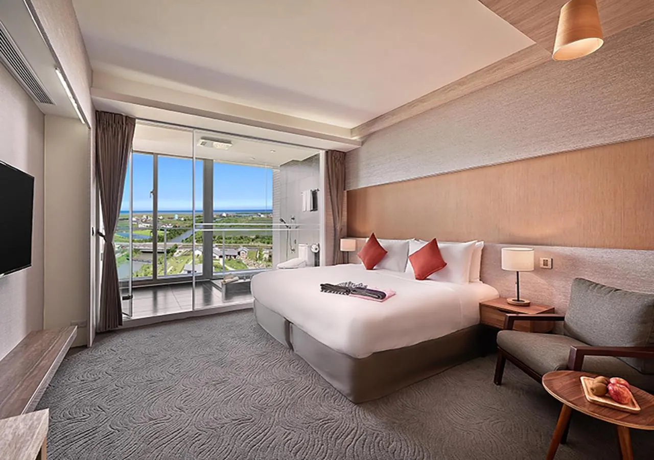 Sea view, Bed in Dancewoods Hotel