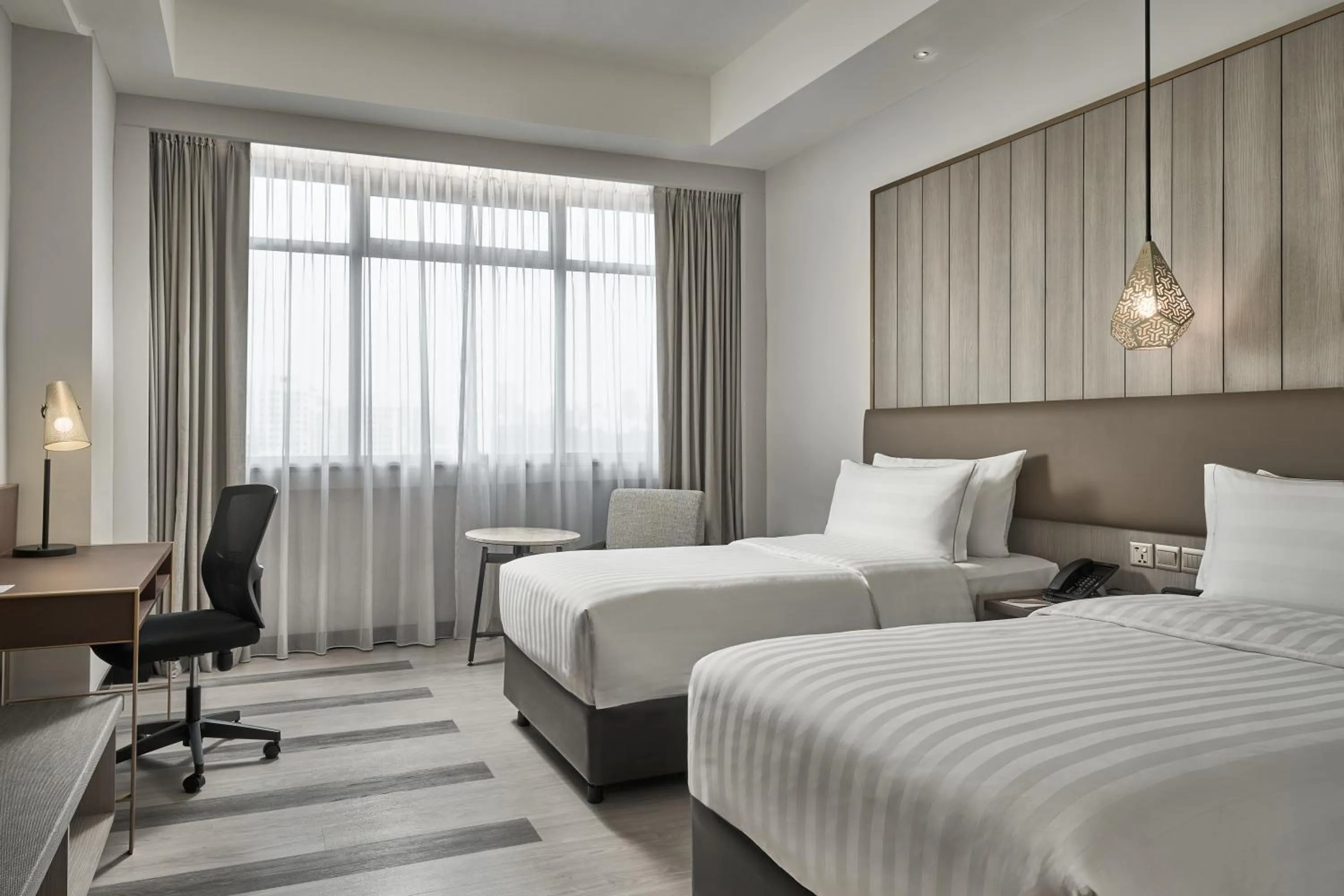 Bedroom, Bed in Novotel Singapore on Kitchener