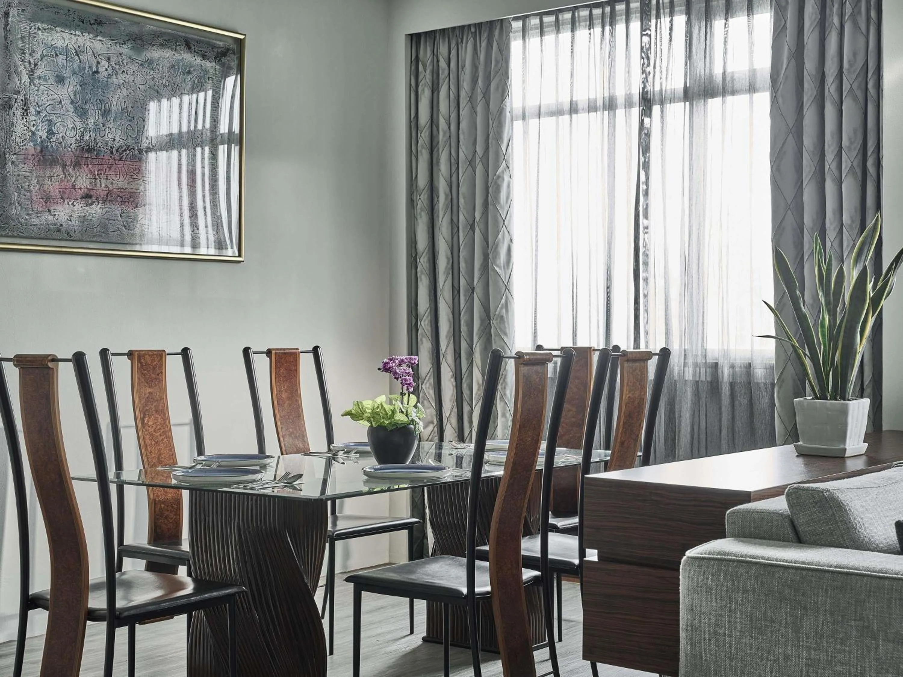 Bedroom in Novotel Singapore on Kitchener