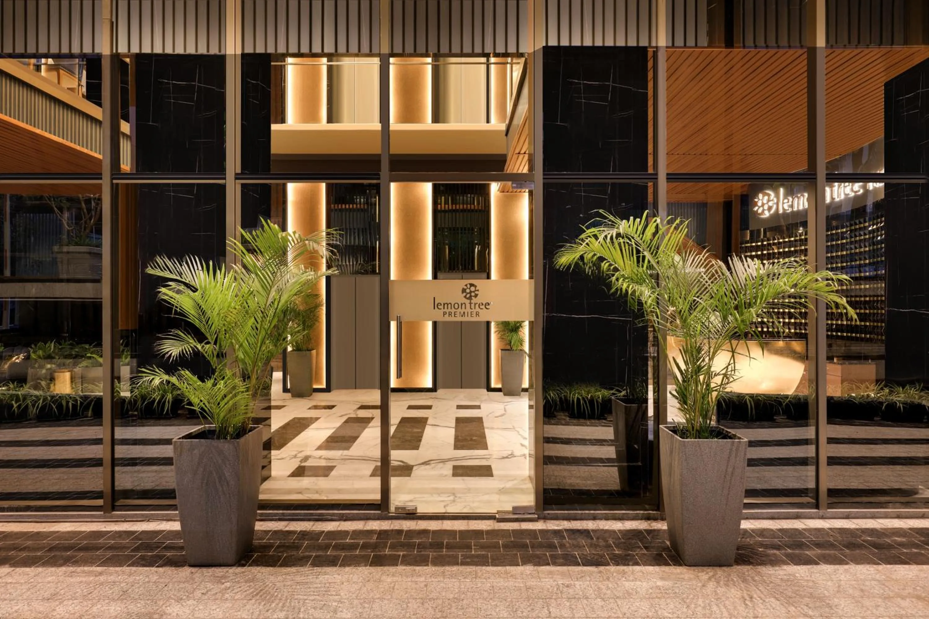 Facade/entrance in Lemon Tree Premier, Malad, Mumbai