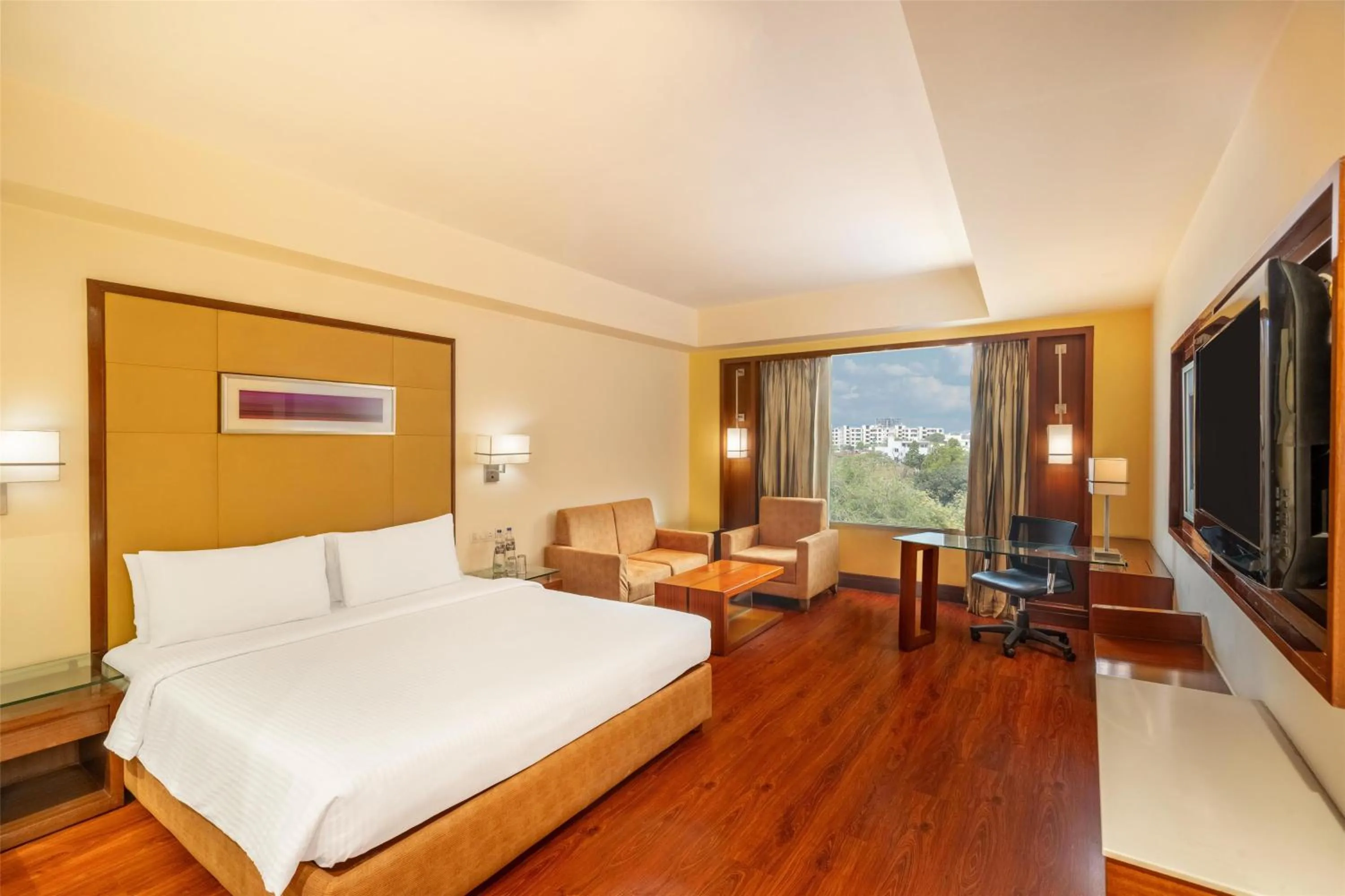 Bedroom, Bed in Park Inn Gurgaon