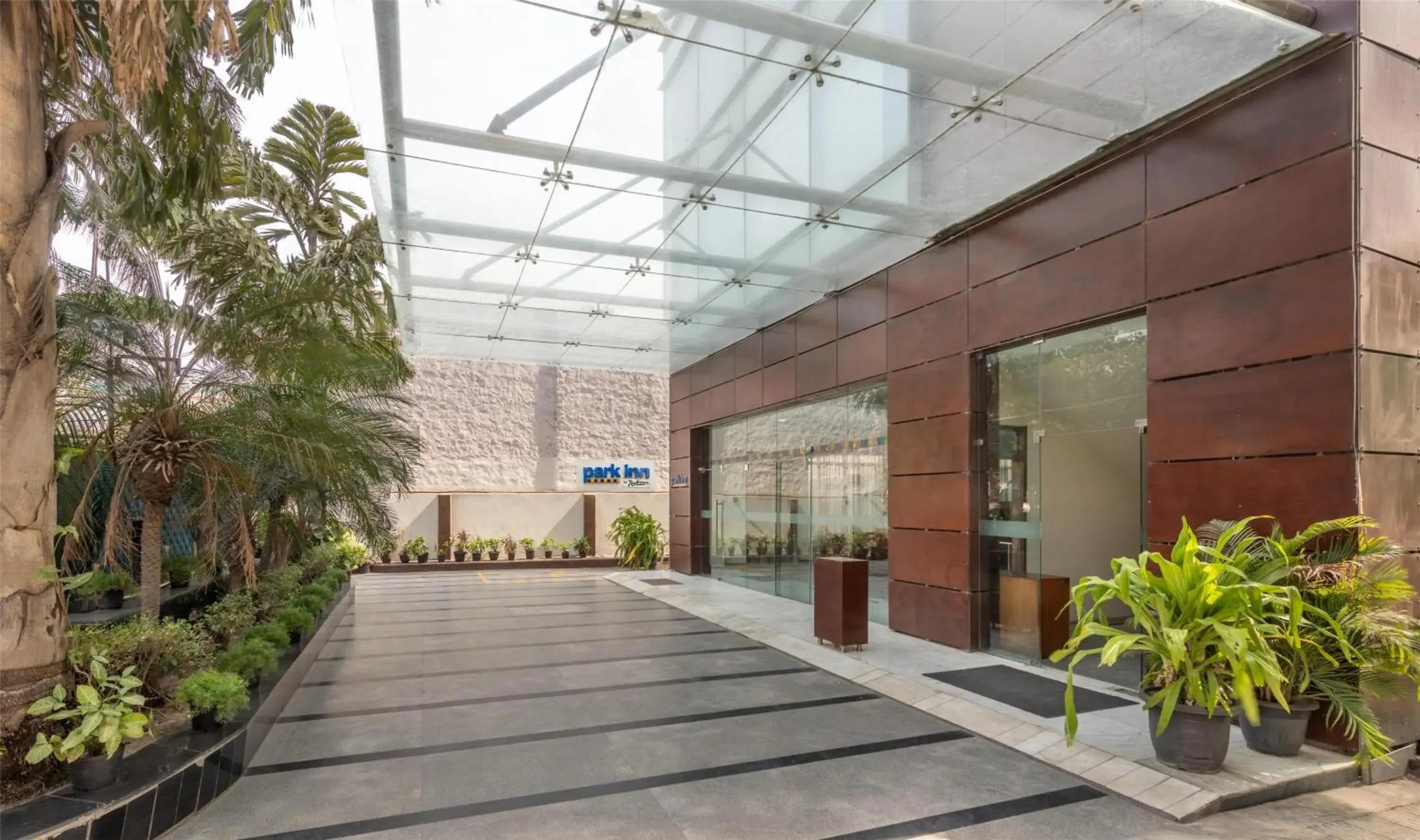 Property building in Park Inn Gurgaon Property building in Park Inn Gurgaon