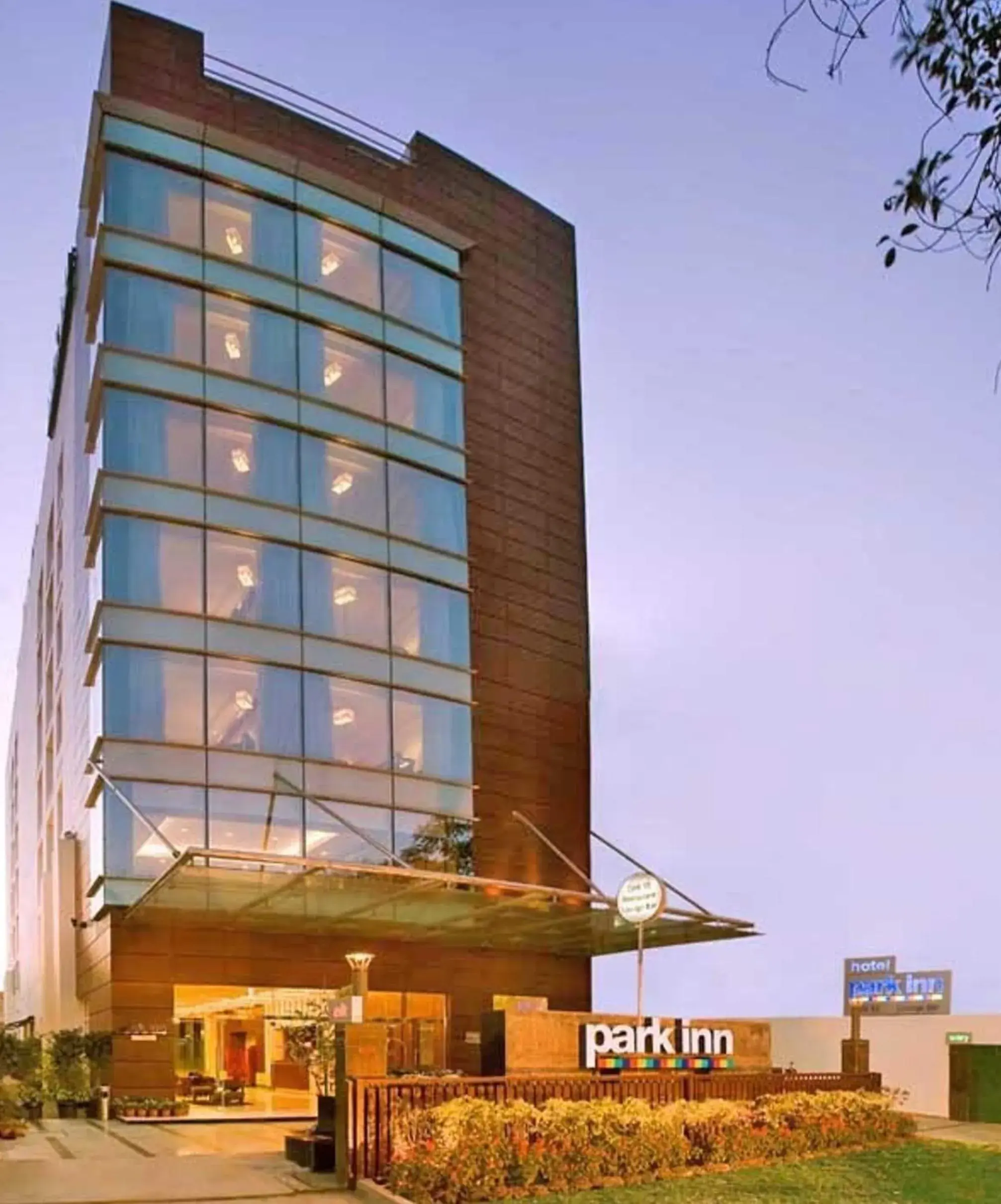 Facade/entrance in Park Inn Gurgaon Facade/entrance in Park Inn Gurgaon