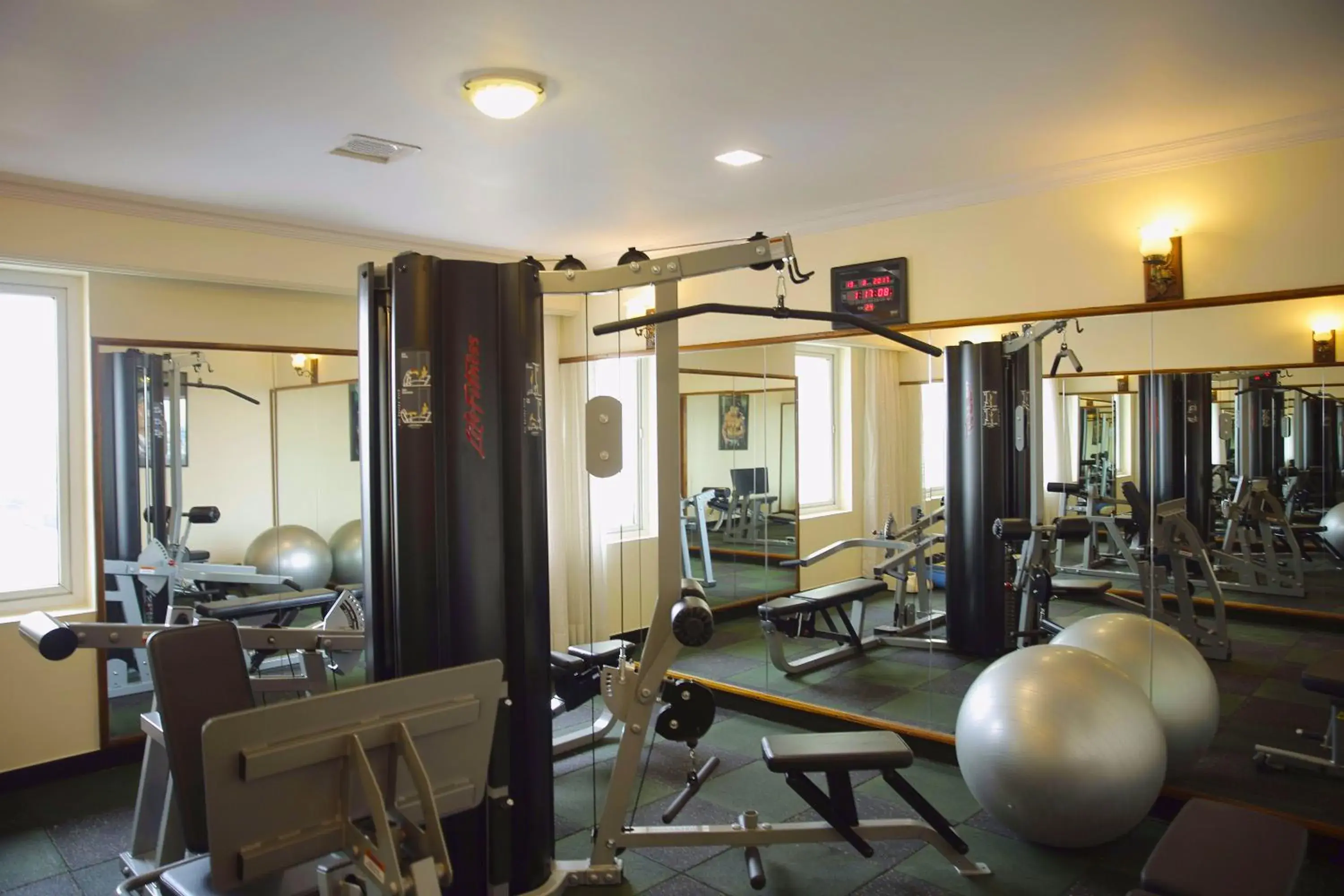 Fitness centre/facilities in Peerless Hotel Kolkata Fitness centre/facilities in Peerless Hotel Kolkata