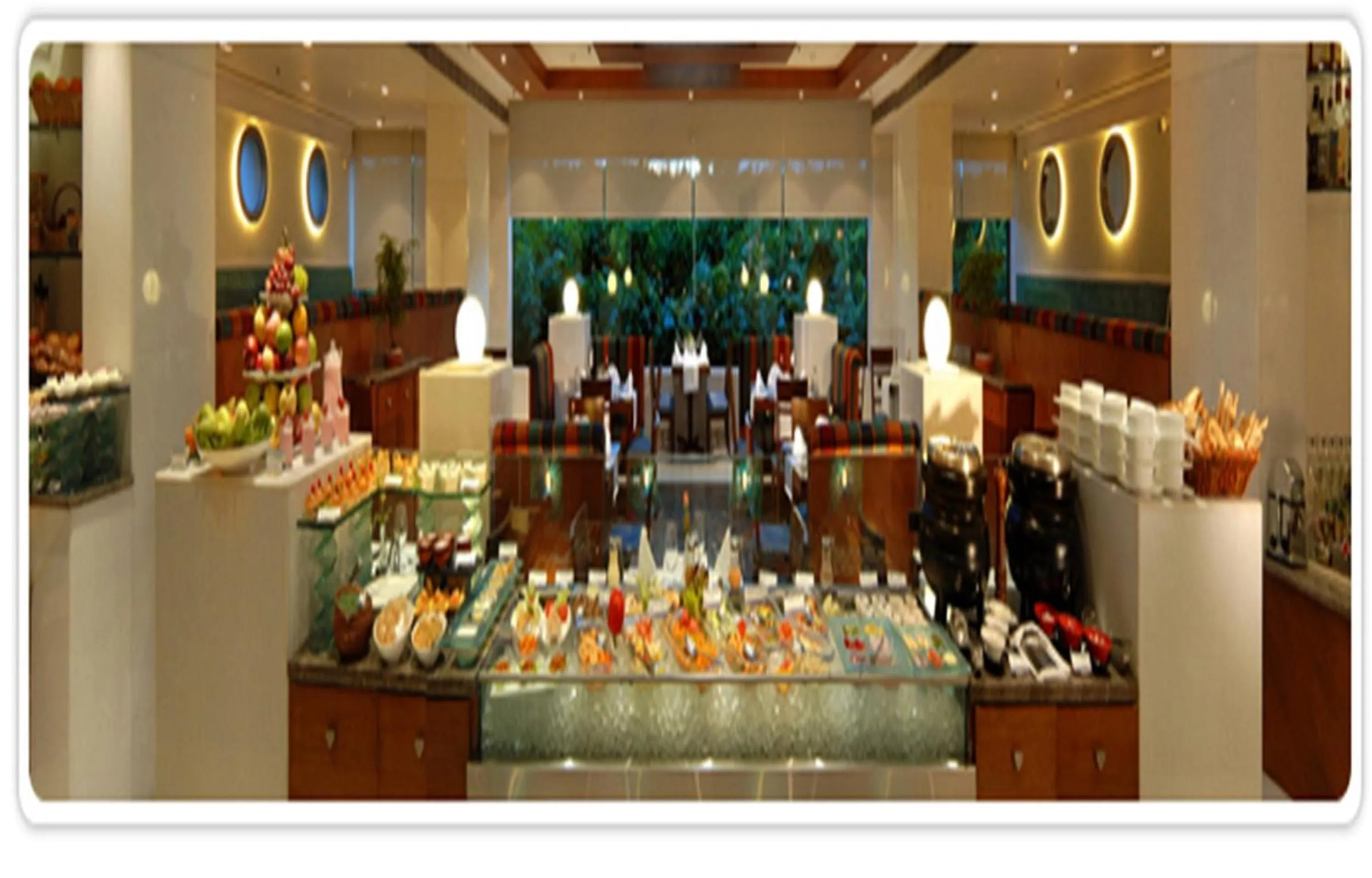 Restaurant/places to eat in Peerless Hotel Kolkata