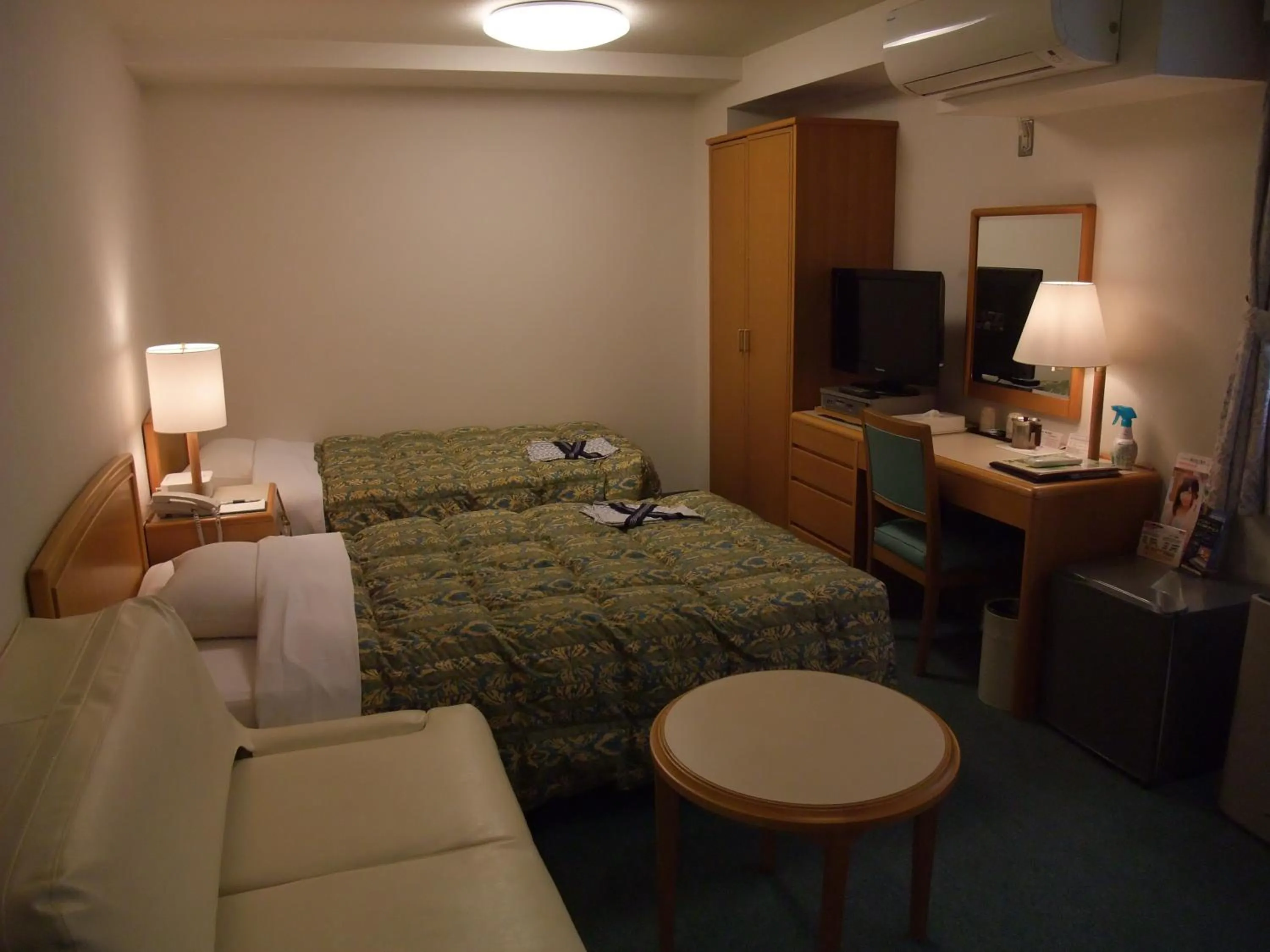 Photo of the whole room, Bed in Hotel Tateshina