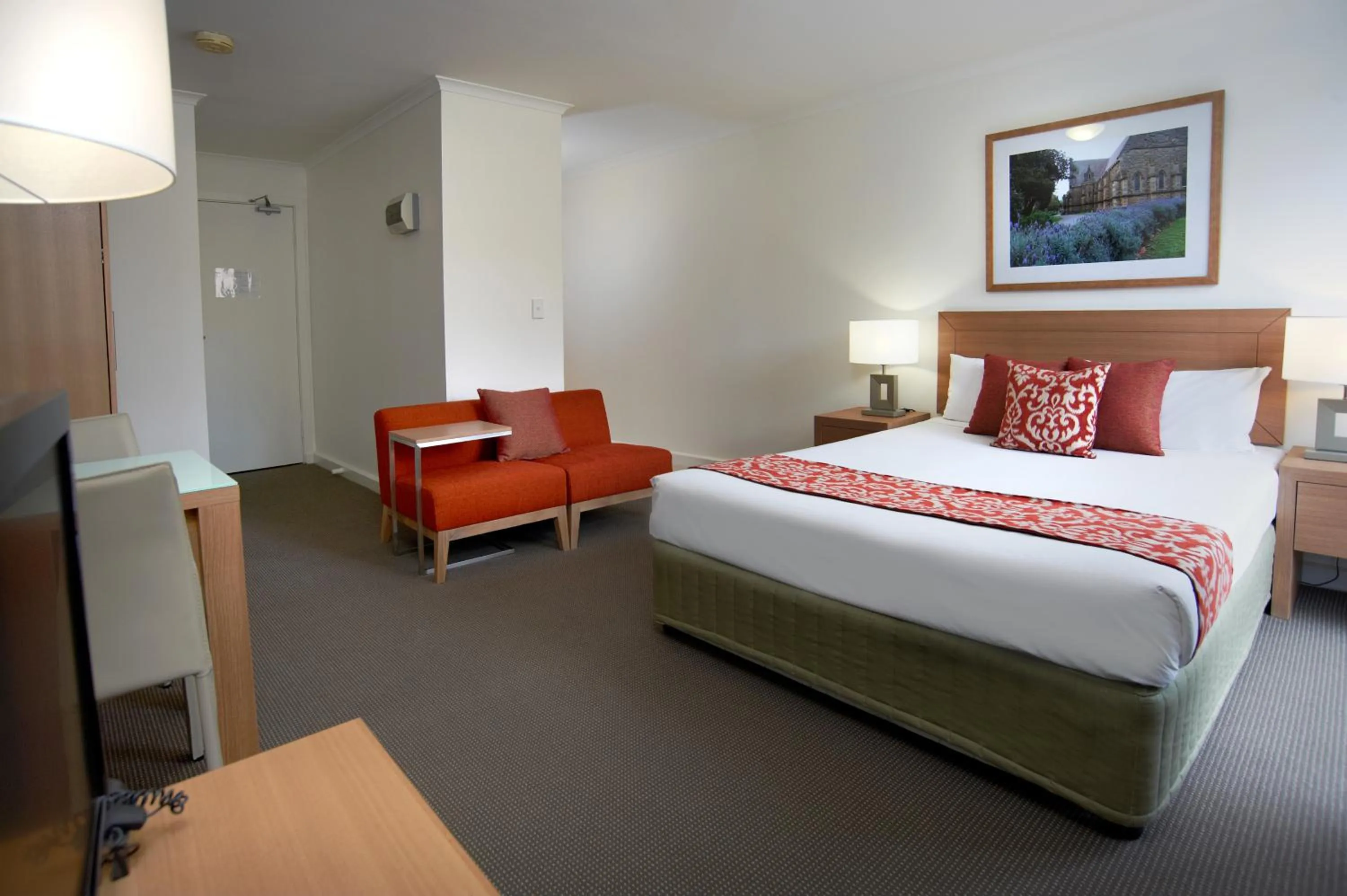 Photo of the whole room, Bed in Quest St Kilda Bayside