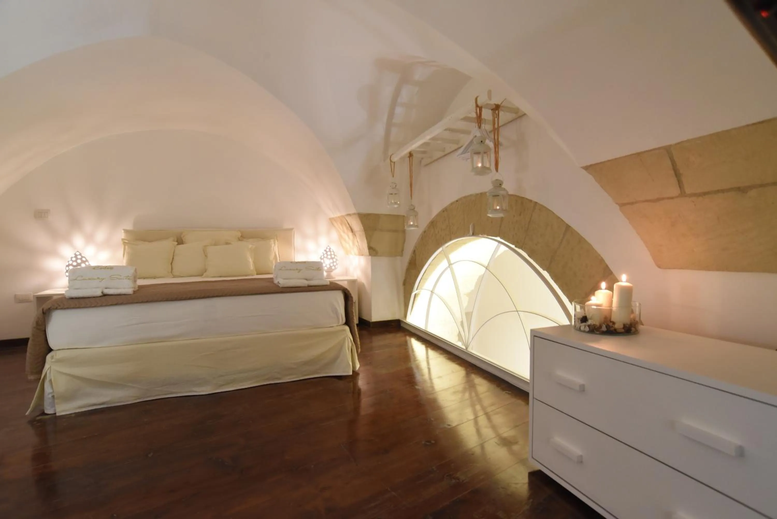 Apartment - Split Level in Cadelli Luxury Suite & Apartments