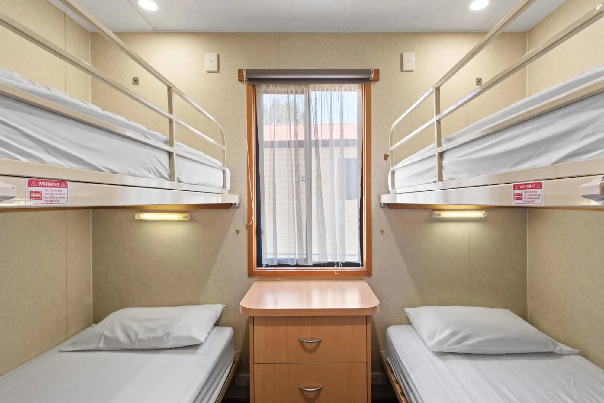 Bedroom, Bed in Discovery Parks - Moama West