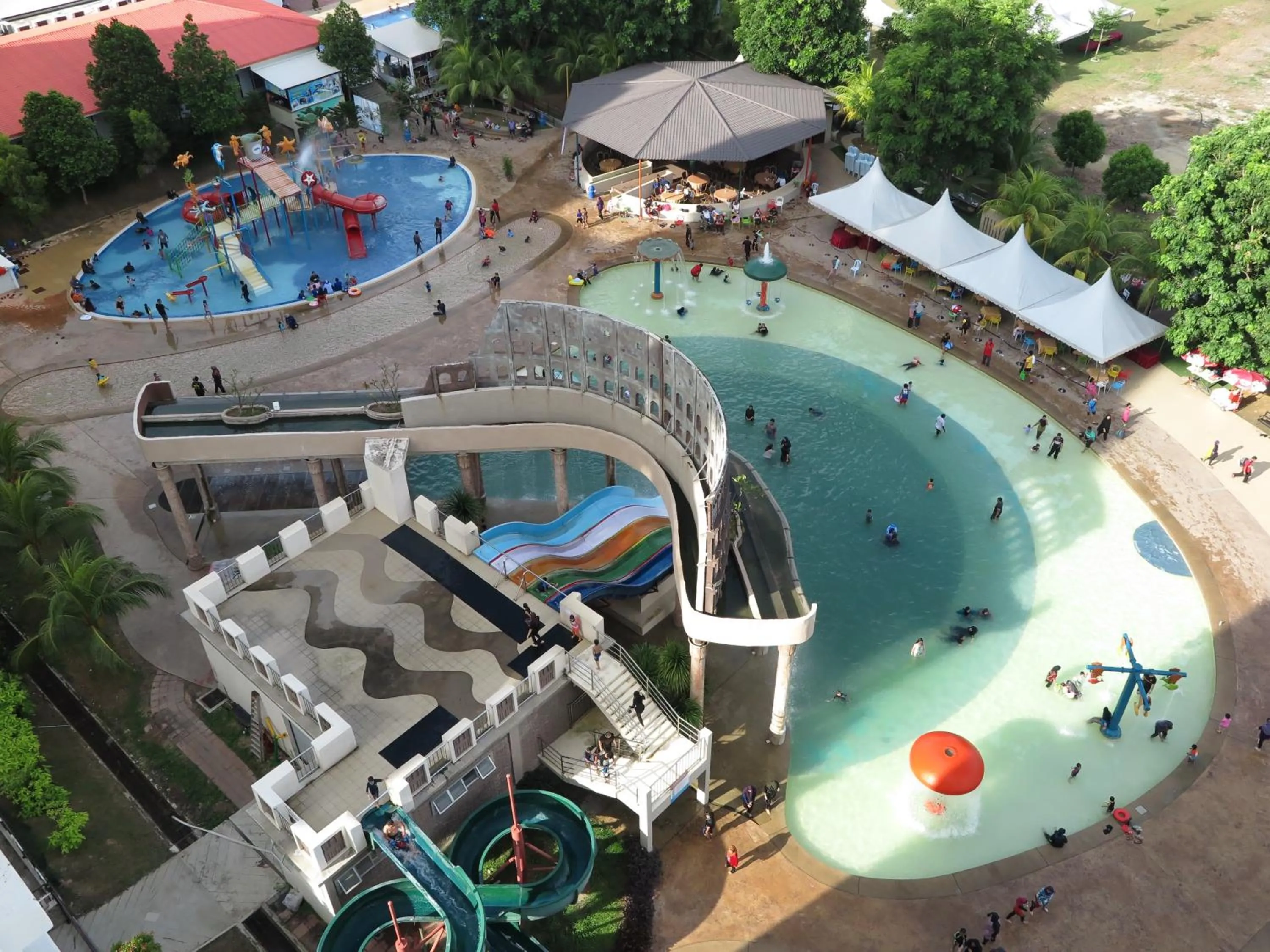3 Bedrooms at Lagoon Park Resort